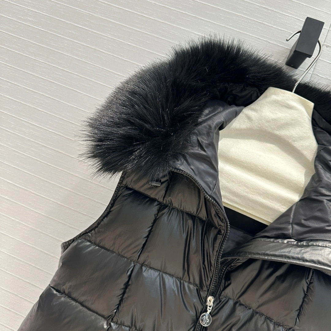 Affordable Moncler Down Jackets 145621