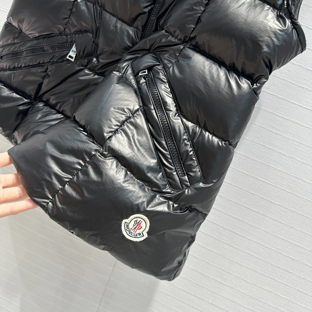 Affordable Moncler Down Jackets 145621