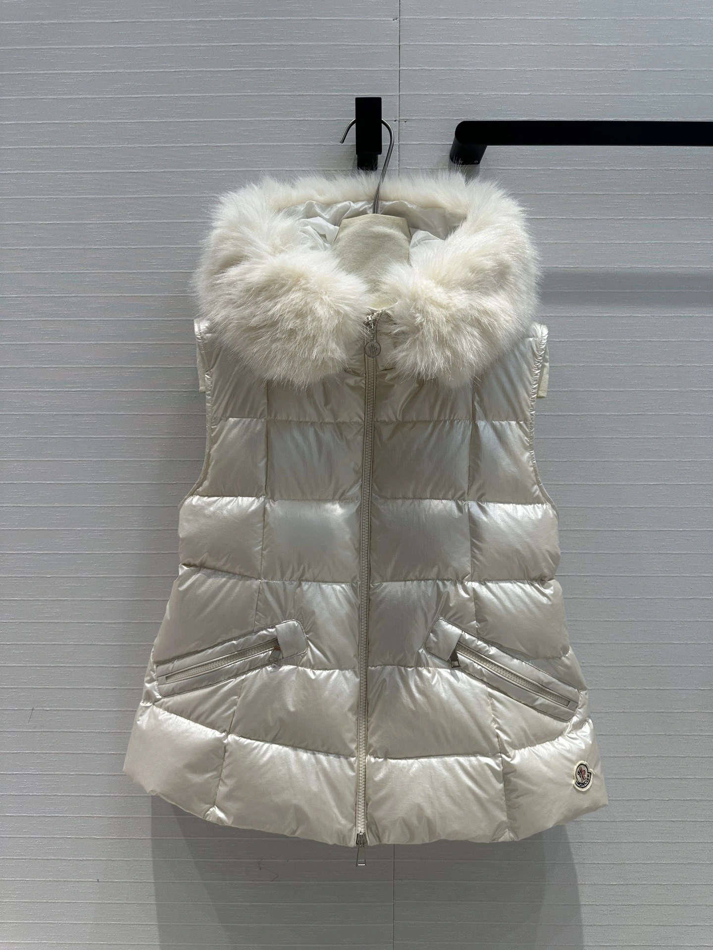 Moncler Down Jackets Attractive 145632