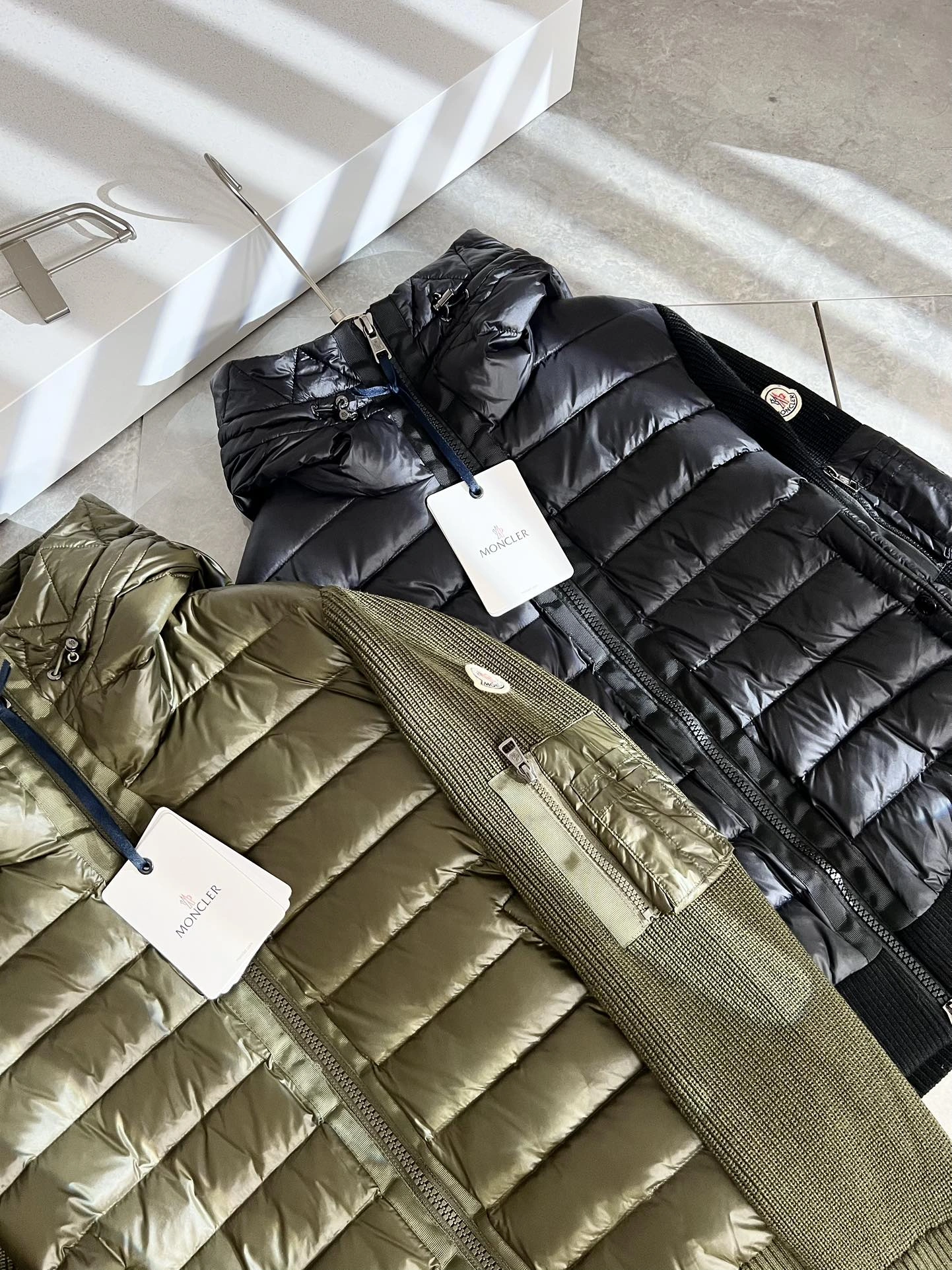 Moncler Down Jackets UrbanStyle 145623
