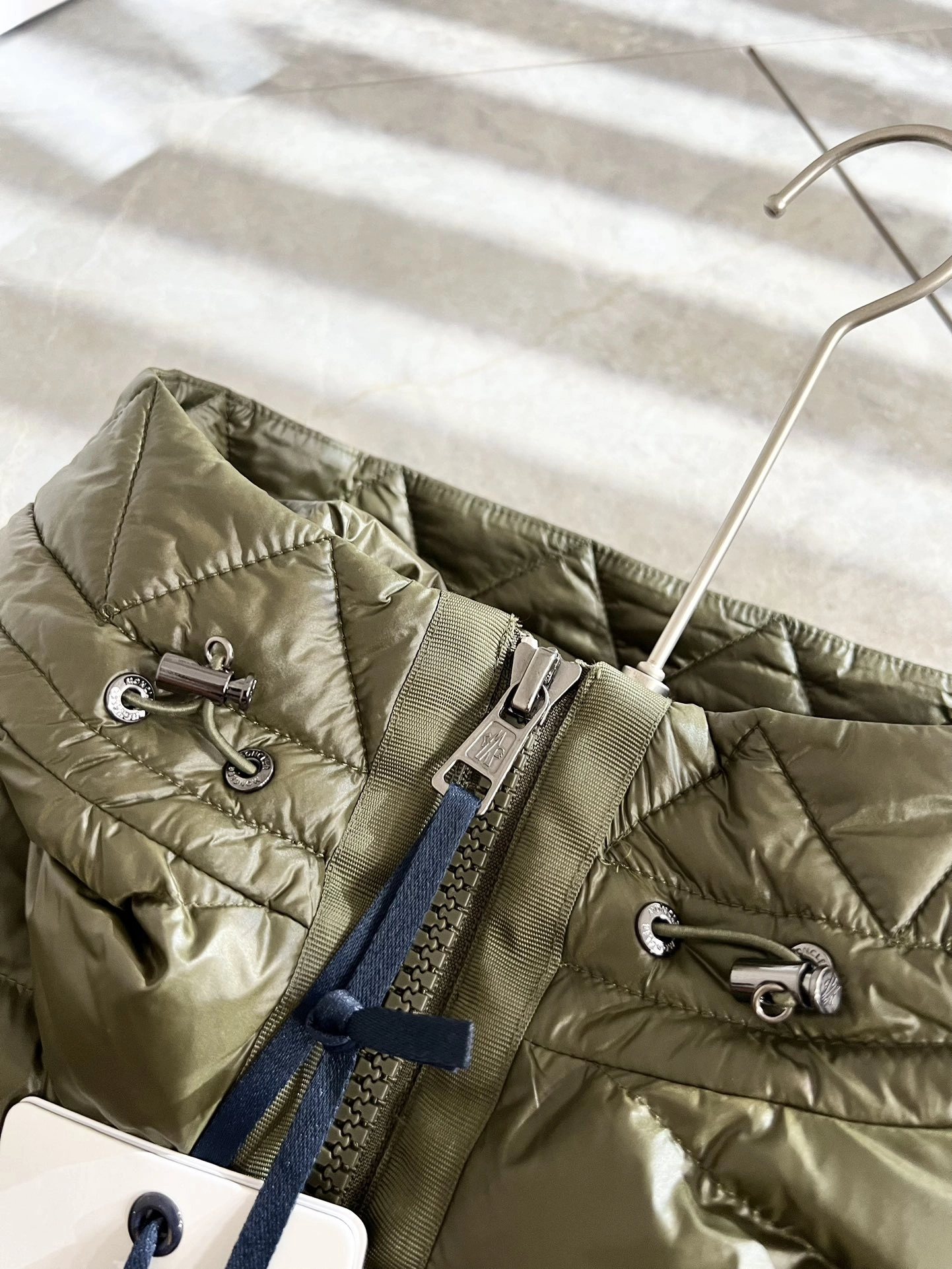 Moncler Down Jackets UrbanStyle 145623