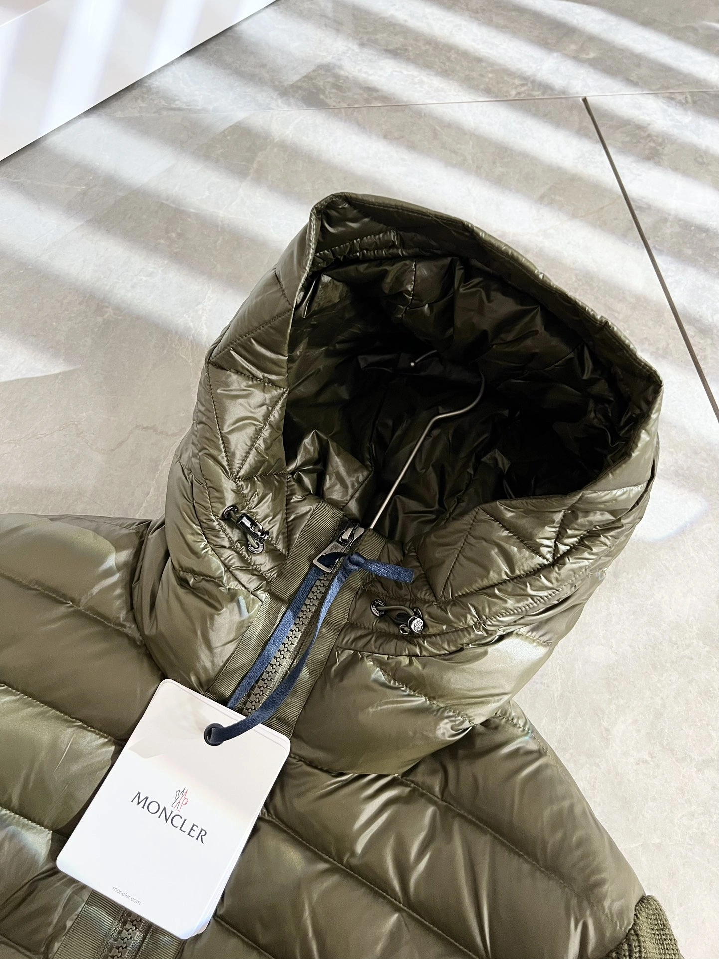 Moncler Down Jackets UrbanStyle 145623