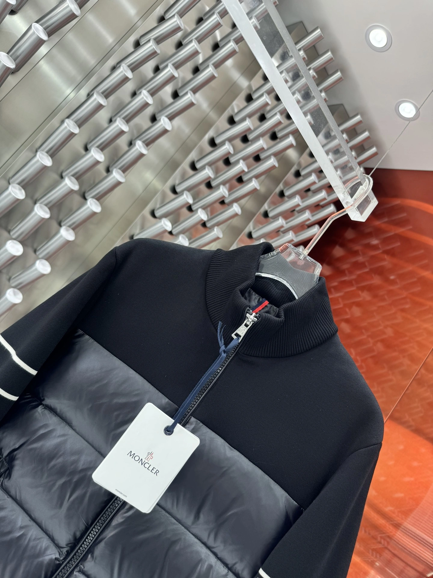 Moncler Down Jackets Breathable 145629