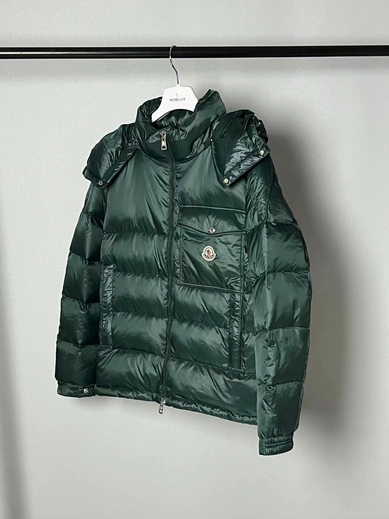 Unisex Moncler Down Jackets 145630