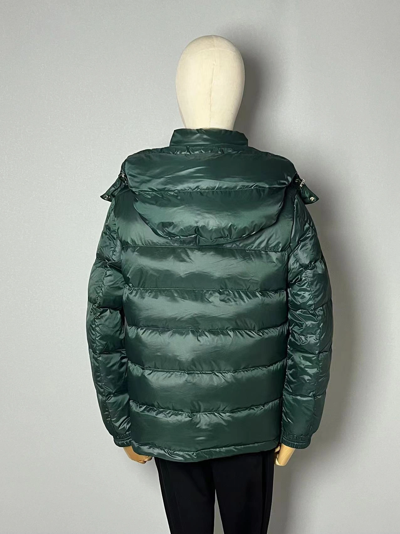 Unisex Moncler Down Jackets 145630