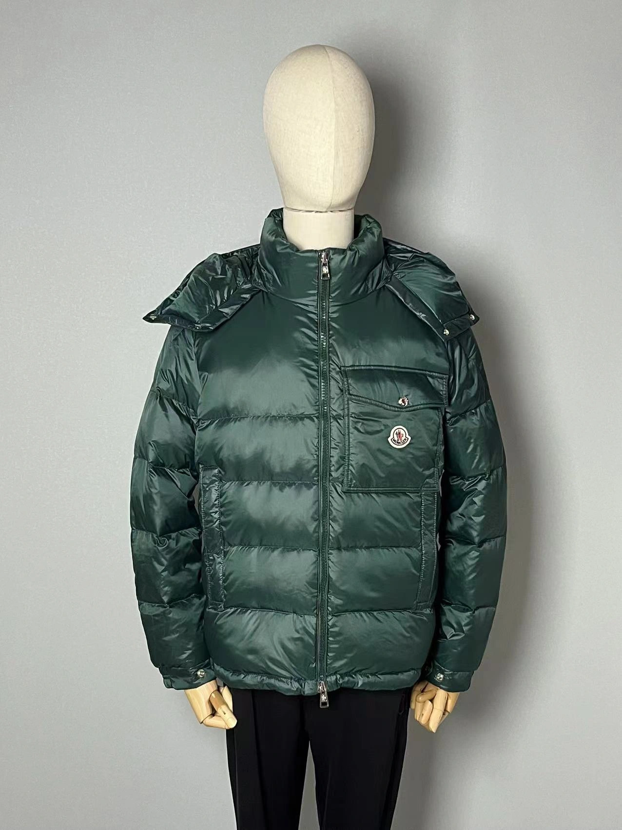 Unisex Moncler Down Jackets 145630