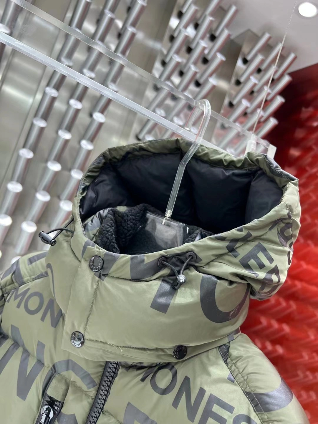 Moncler Down Jackets AllSeason 145616