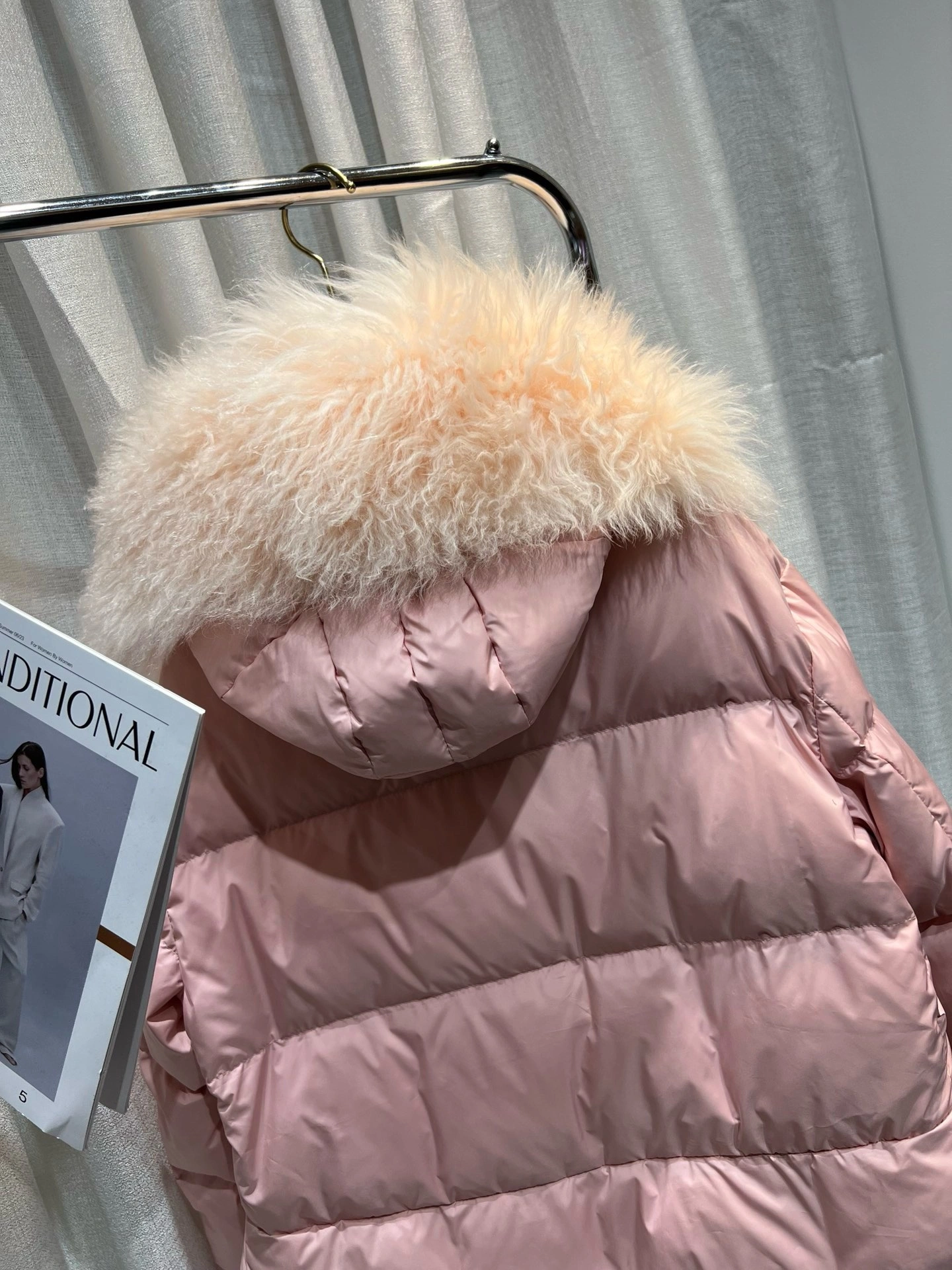 Moncler Down Jackets Comfortable 145628