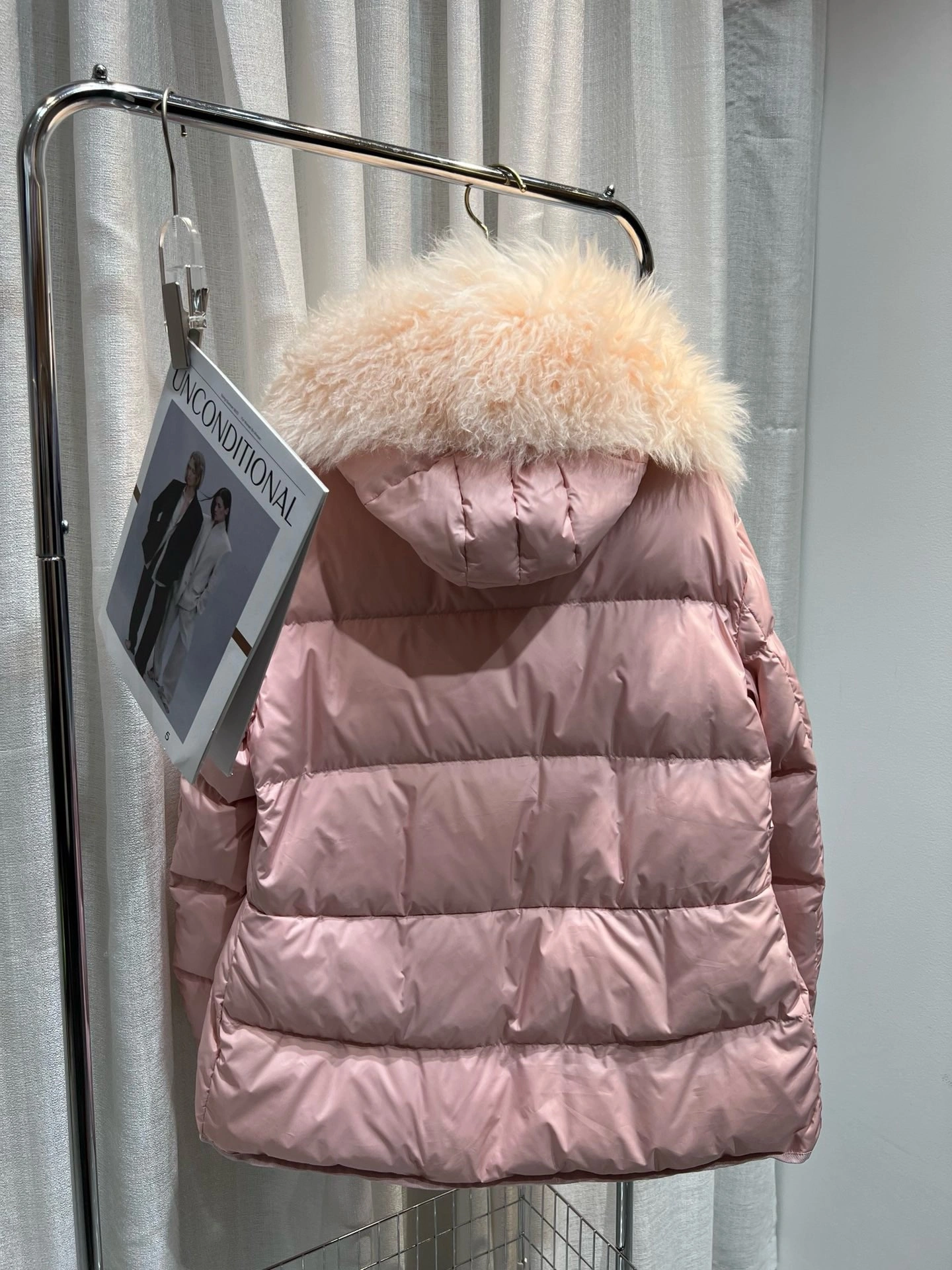 Moncler Down Jackets Comfortable 145628