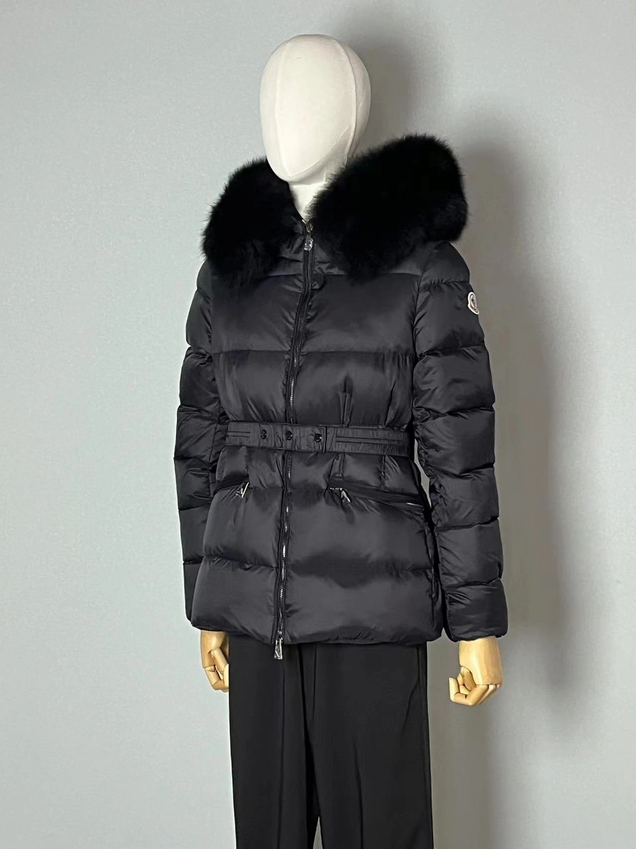 OdorResistant Moncler Down Jackets 145611