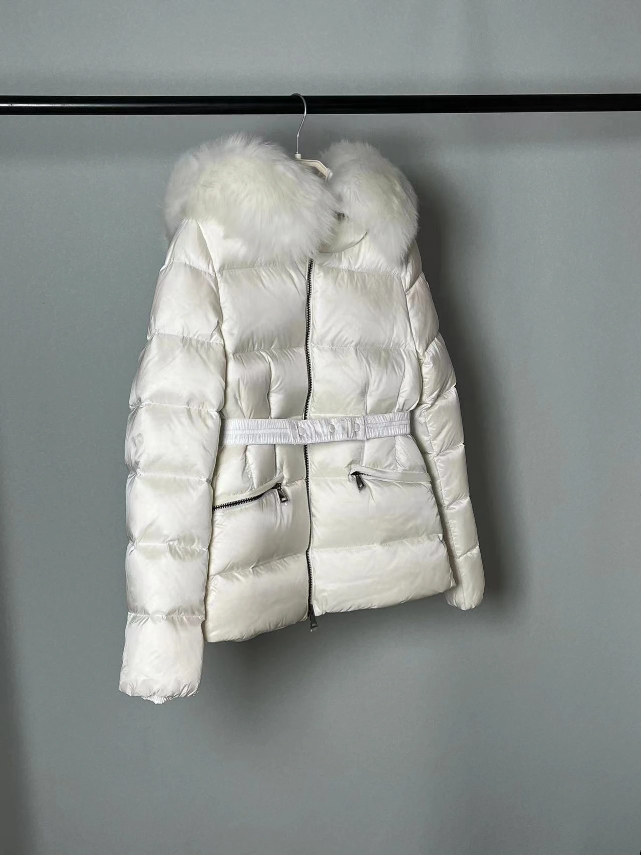 Moncler Down Jackets EyeCatching 145612