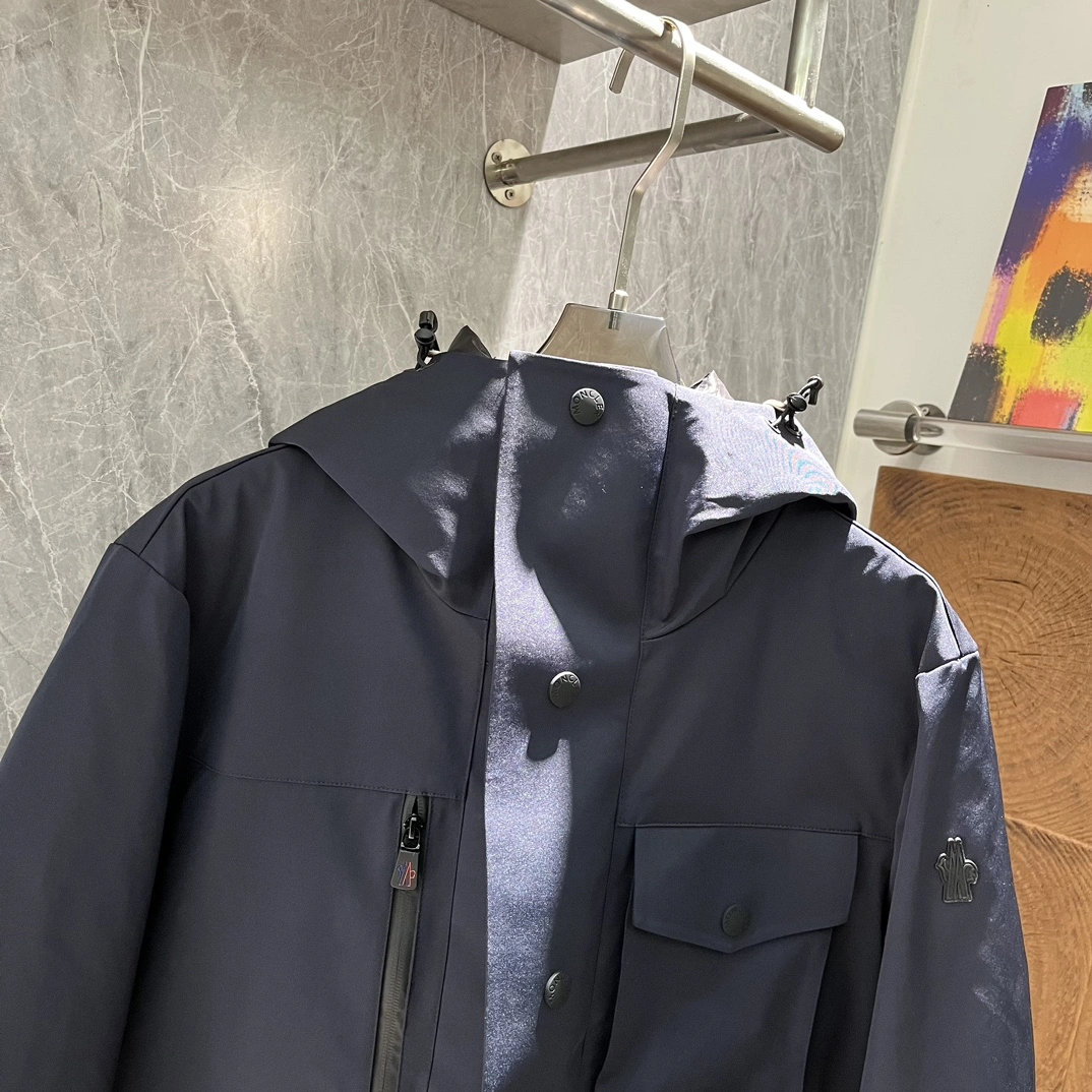 Youthful Moncler Down Jackets 145606