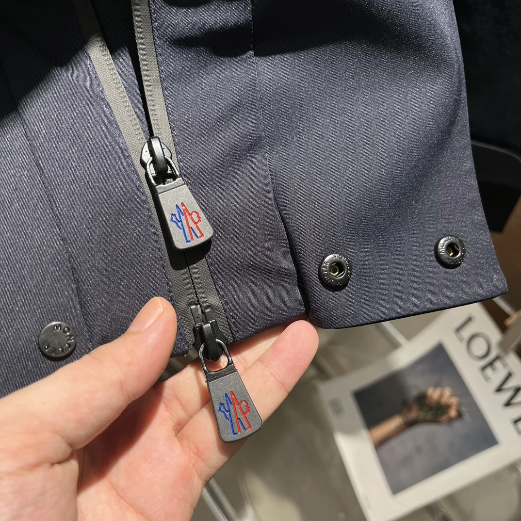 Youthful Moncler Down Jackets 145606
