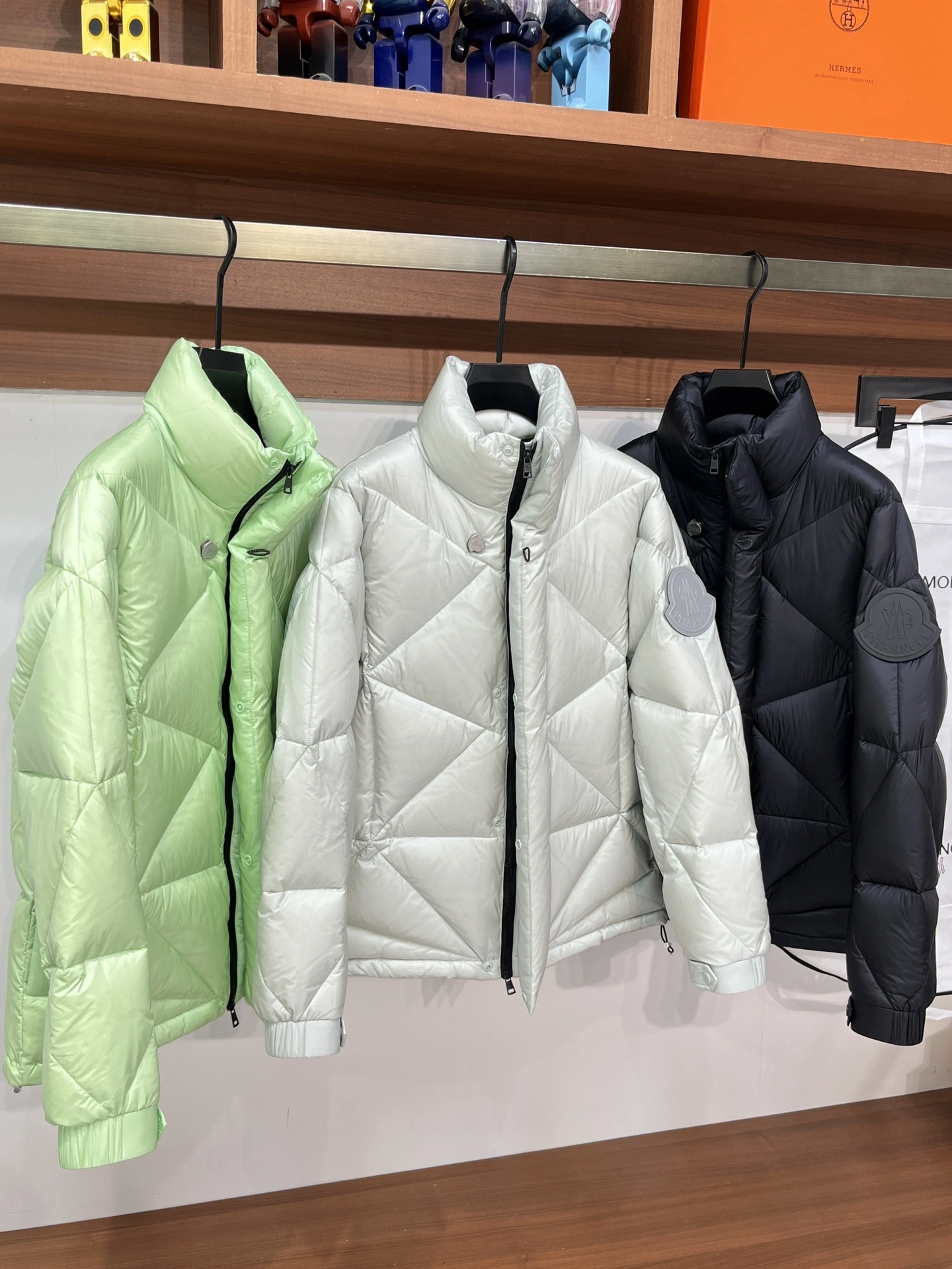 Moncler Down Jackets Stretchable 145604