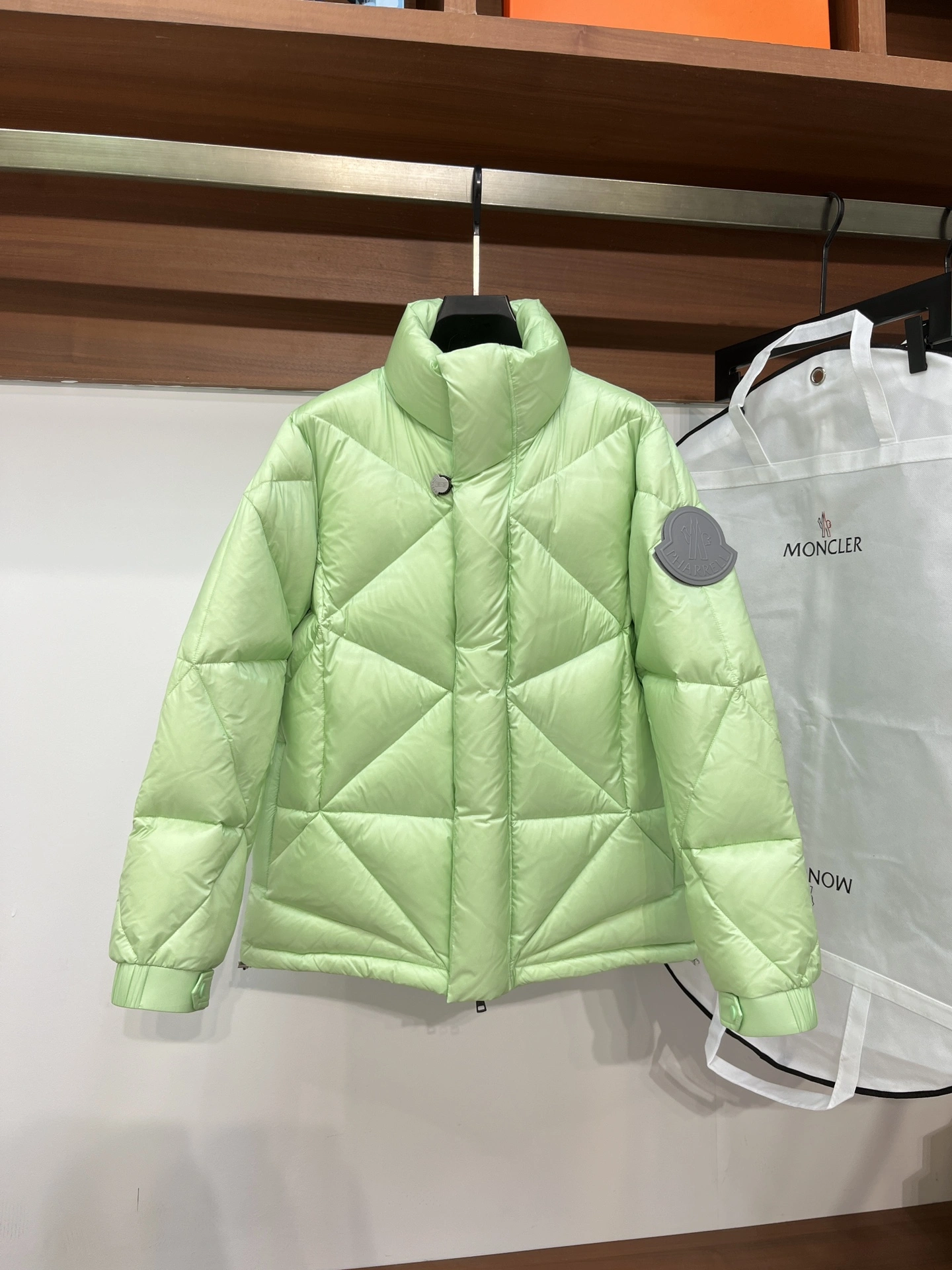 Moncler Down Jackets Stretchable 145604