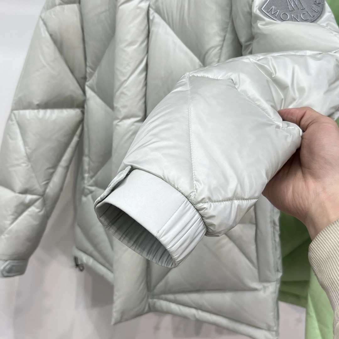 Moncler Down Jackets Stretchable 145604