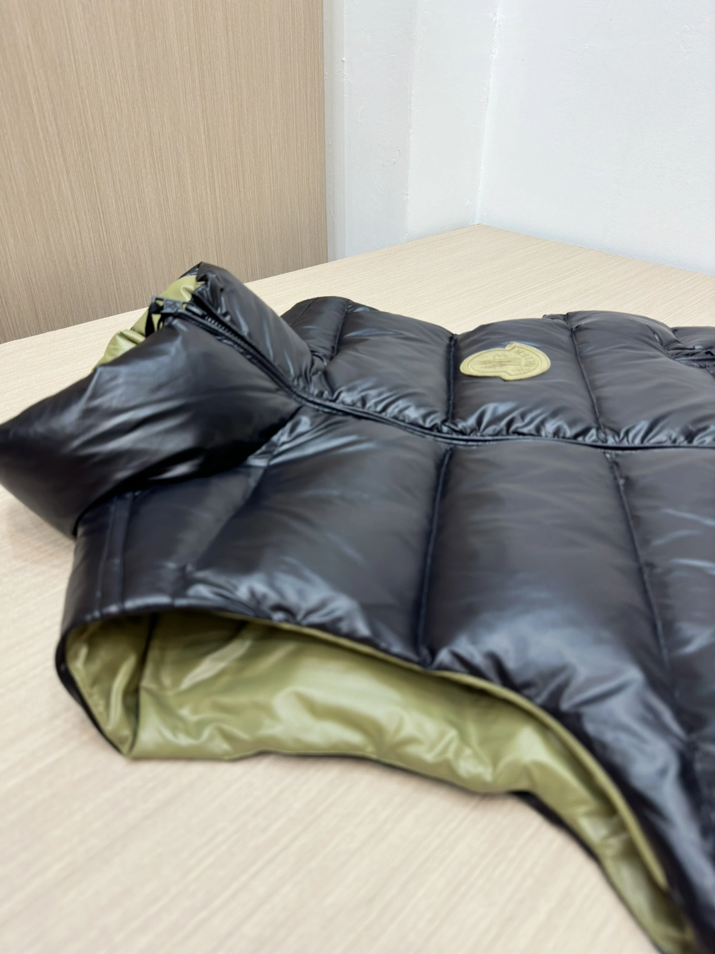 UrbanChic Moncler Down Jackets 145602