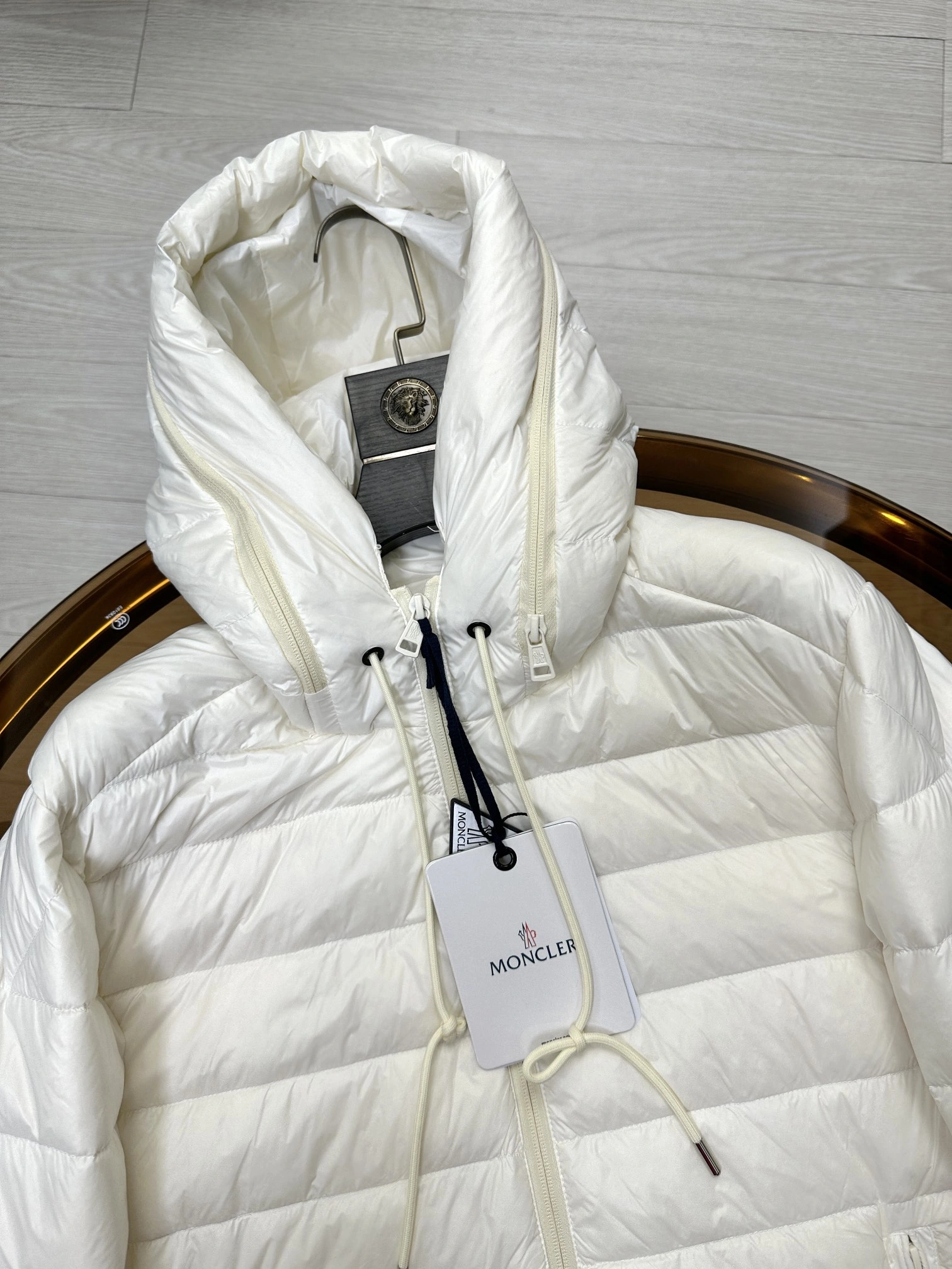Moncler Down Jackets Resilient 145579