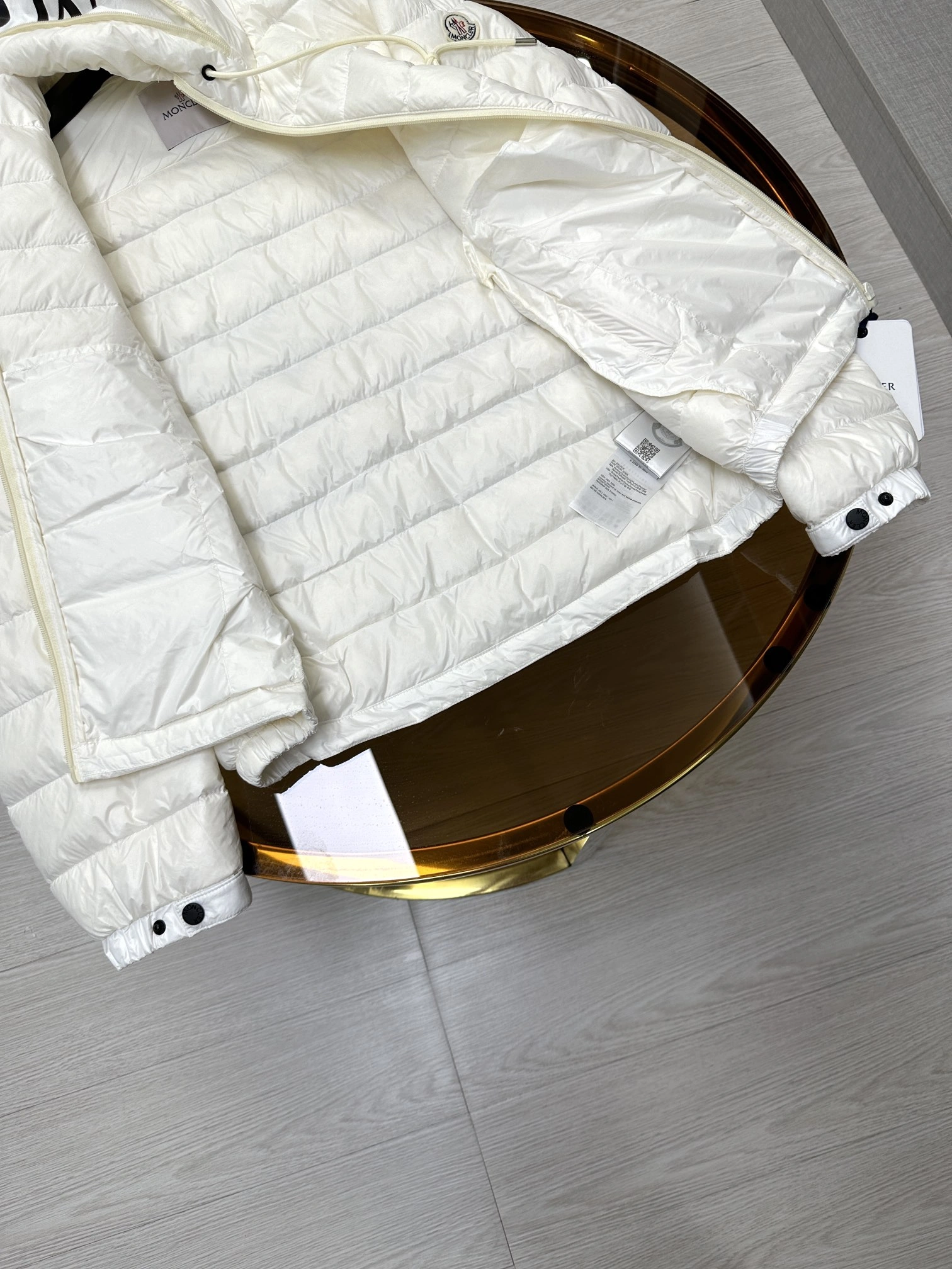 Moncler Down Jackets Resilient 145579