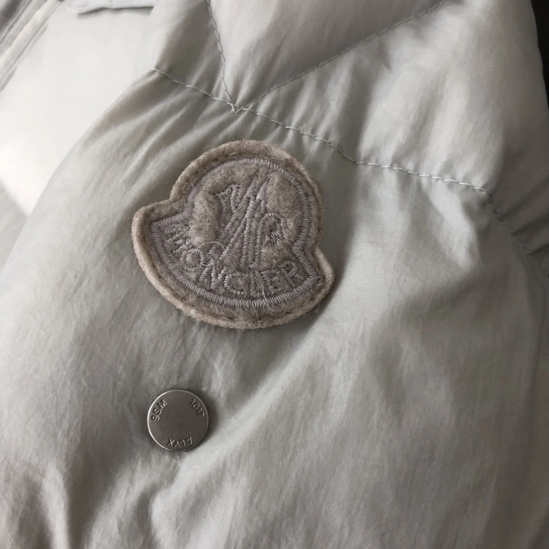 EyeCatching Moncler Down Jackets 145591
