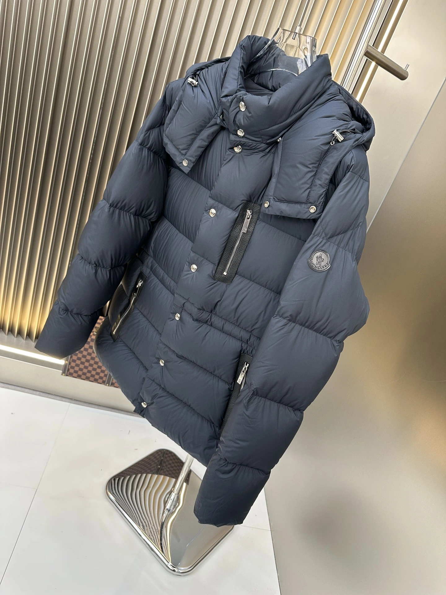 Premium Moncler Down Jackets 145588