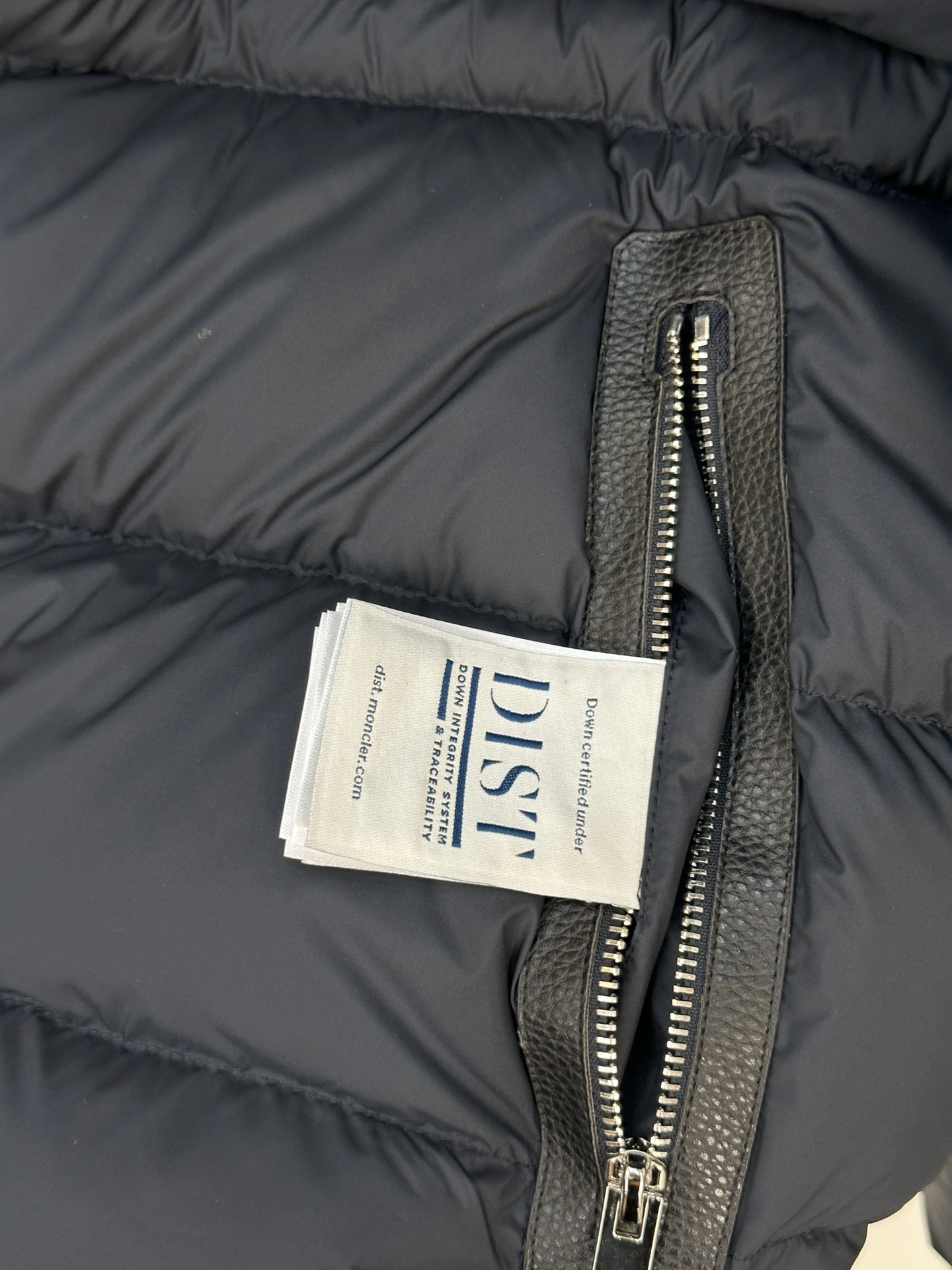 Premium Moncler Down Jackets 145588