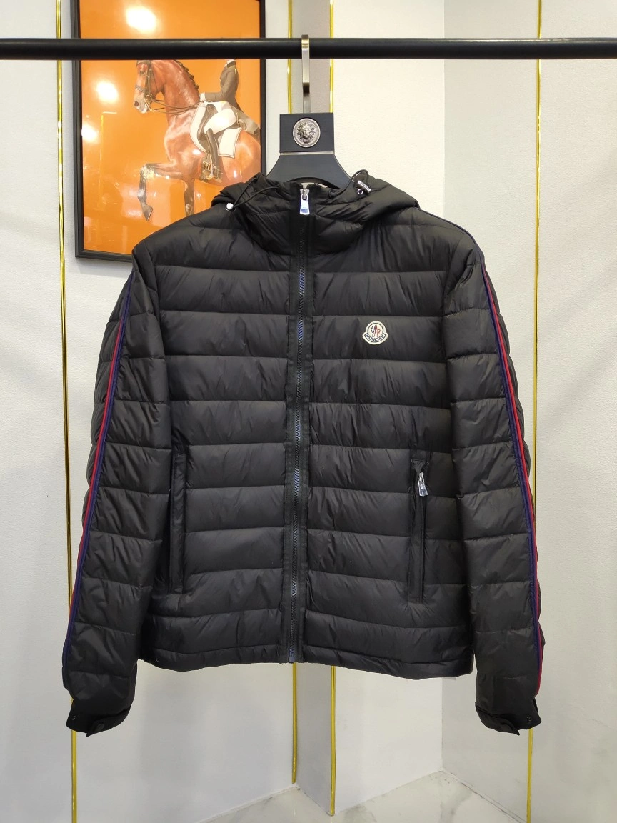 Youthful Moncler Down Jackets 145593