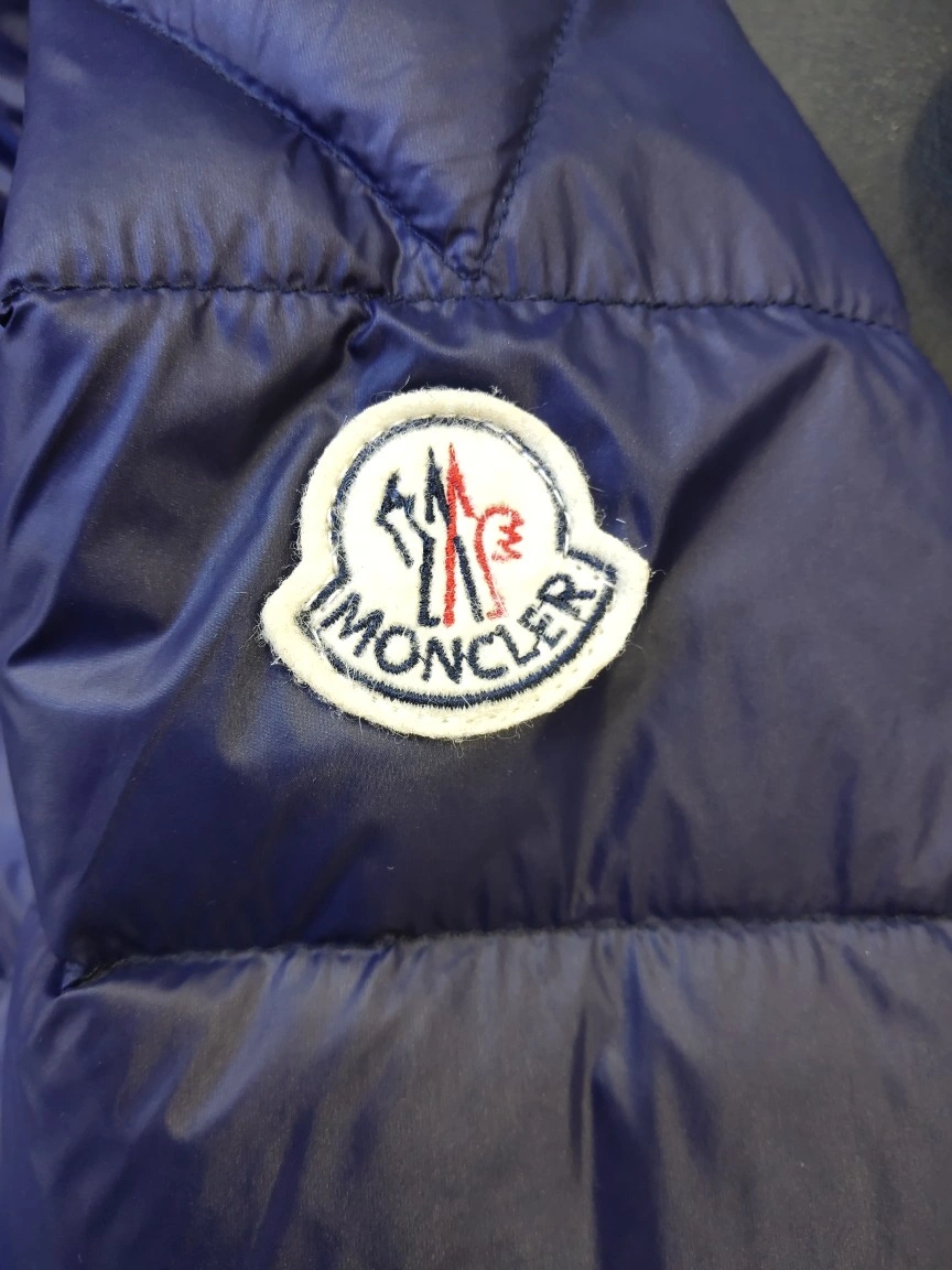 Moncler Down Jackets MultiPurpose 145584