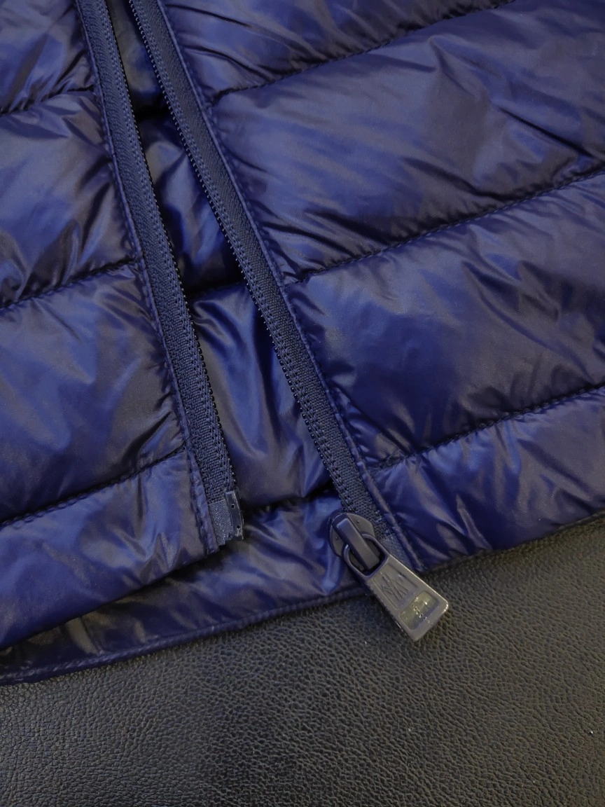 Moncler Down Jackets MultiPurpose 145584