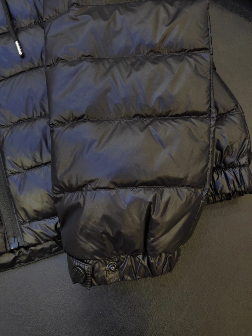 MultiPurpose Moncler Down Jackets 145594