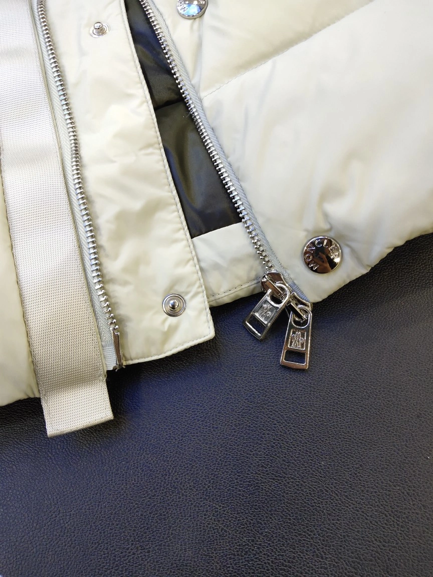 Unique Moncler Down Jackets 145583