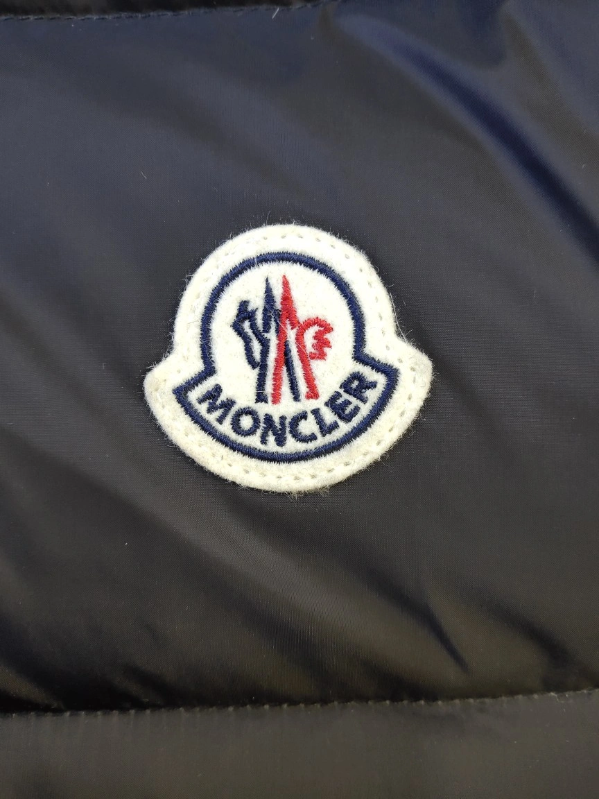 Moncler Down Jackets Breathable 145569