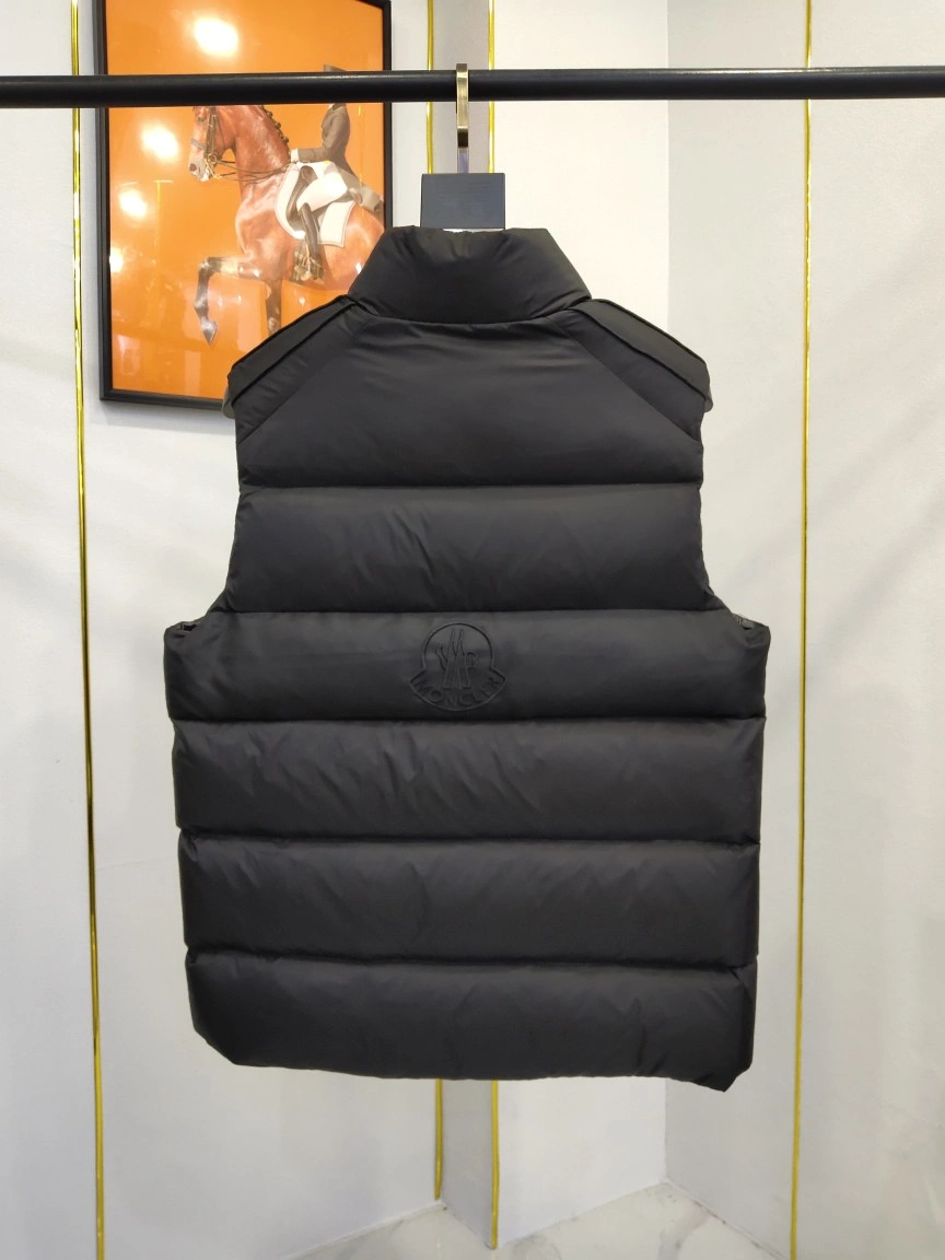 Moncler Down Jackets Breathable 145569