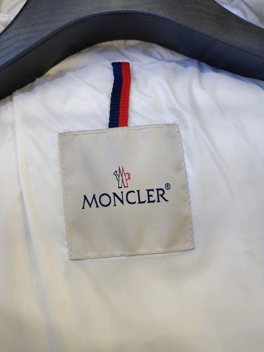 Chic Moncler Down Jackets 145575