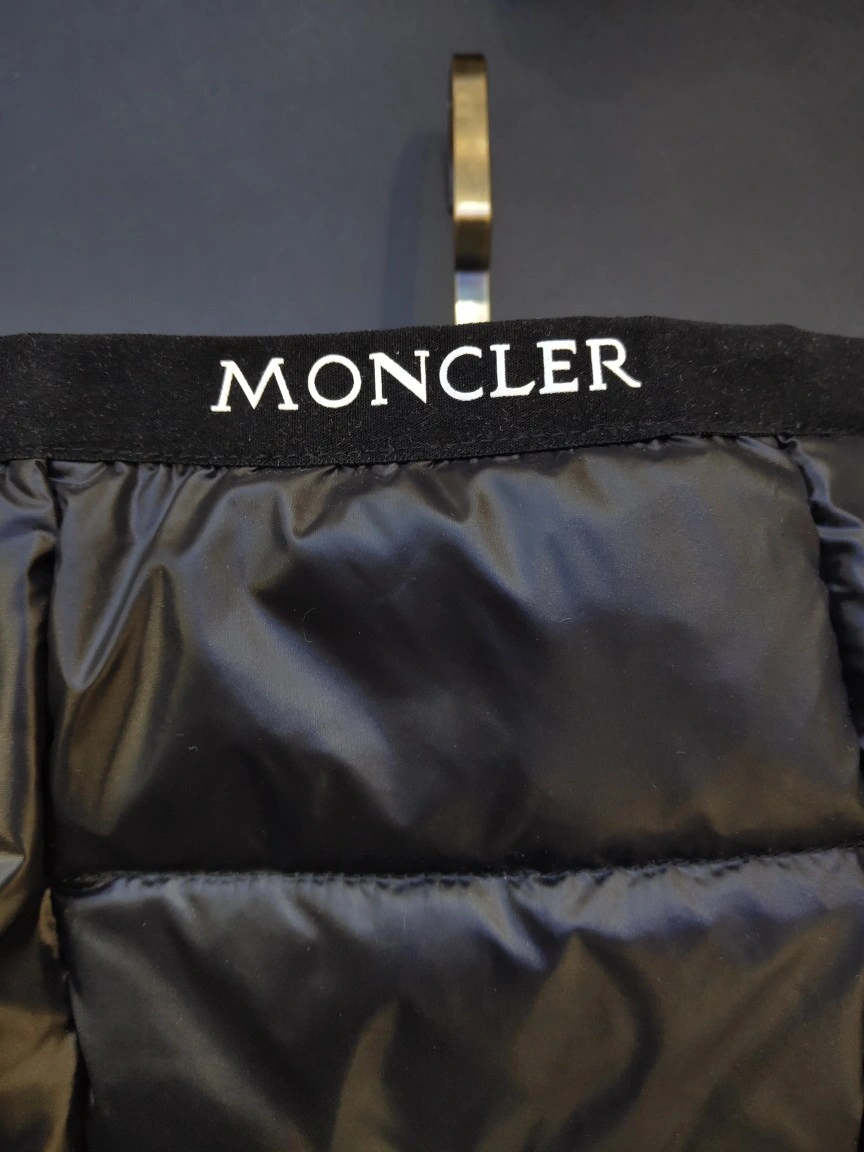 Chic Moncler Down Jackets 145575