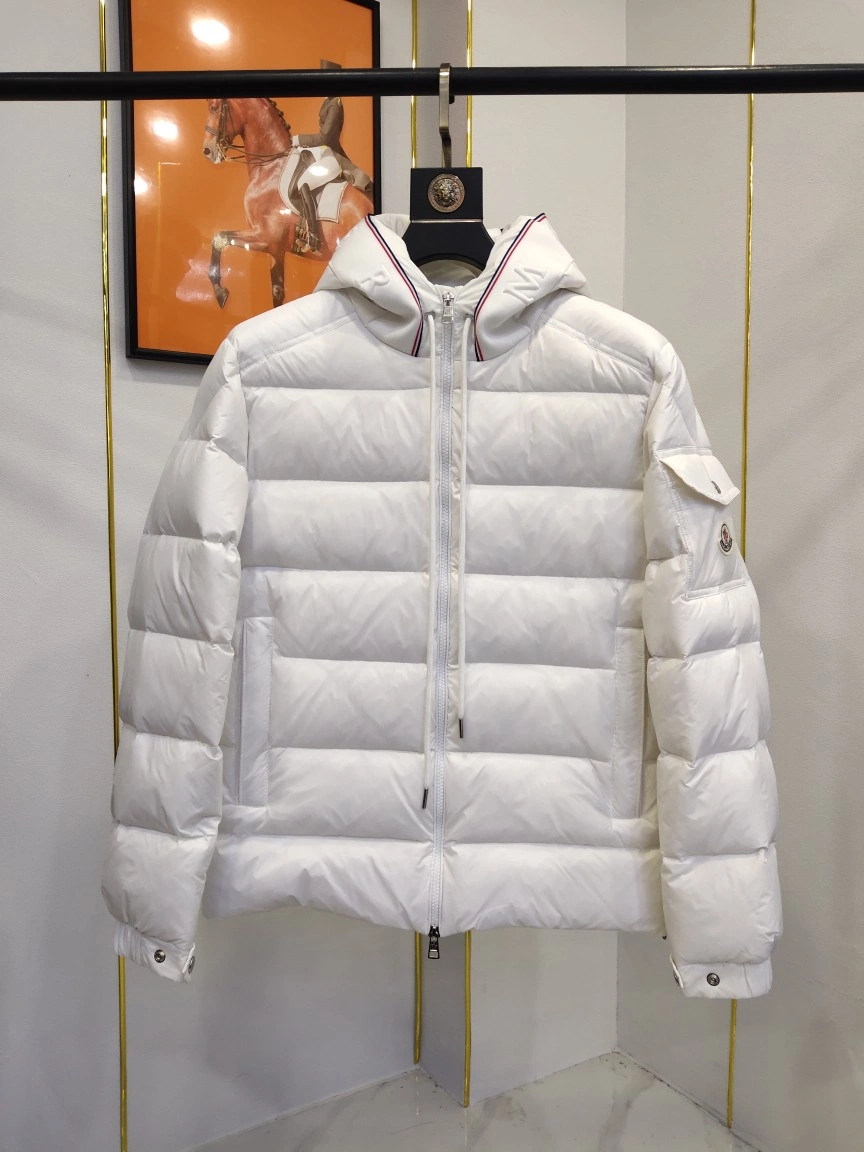 Moncler Down Jackets Comfortable 145566