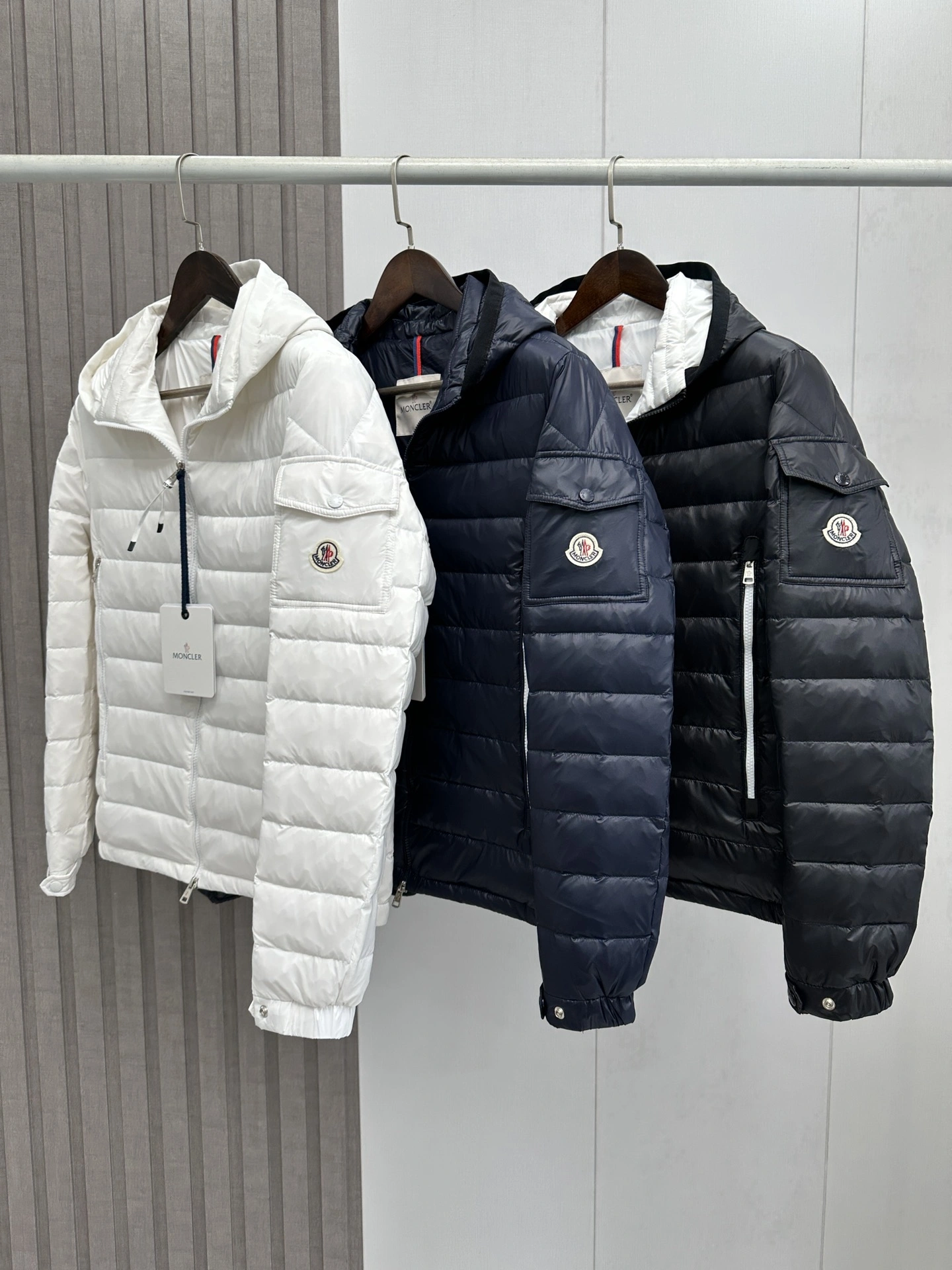 Moncler Down Jackets AllSeason 145568
