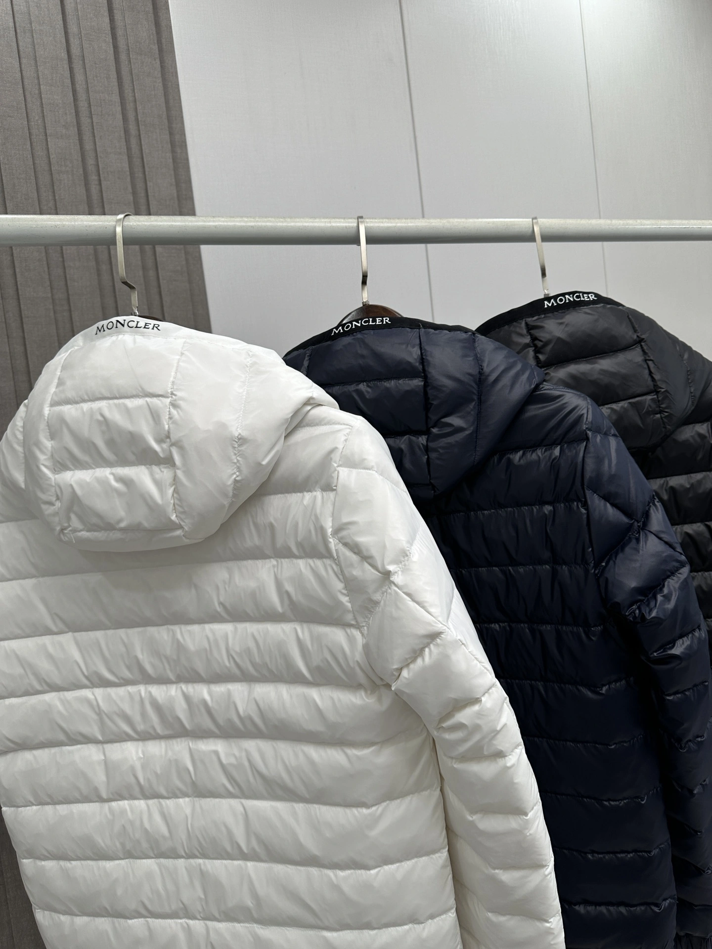 Moncler Down Jackets AllSeason 145568