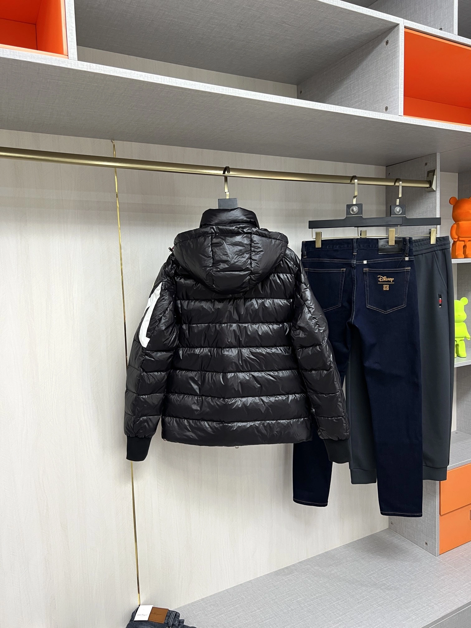 SmoothTexture Moncler Down Jackets 145567