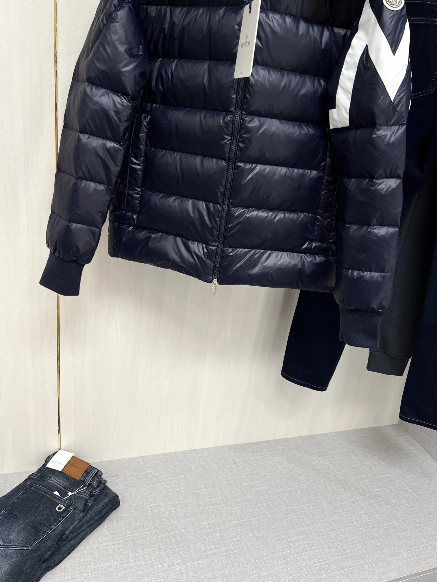 Neat Moncler Down Jackets 145563