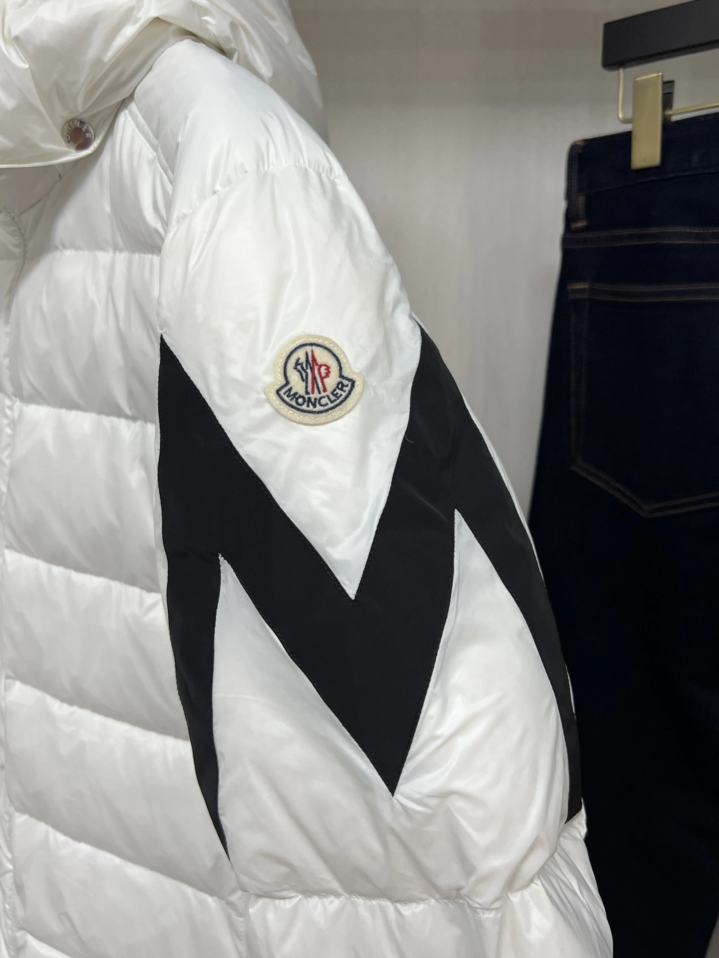 Stylish Moncler Down Jackets 145562