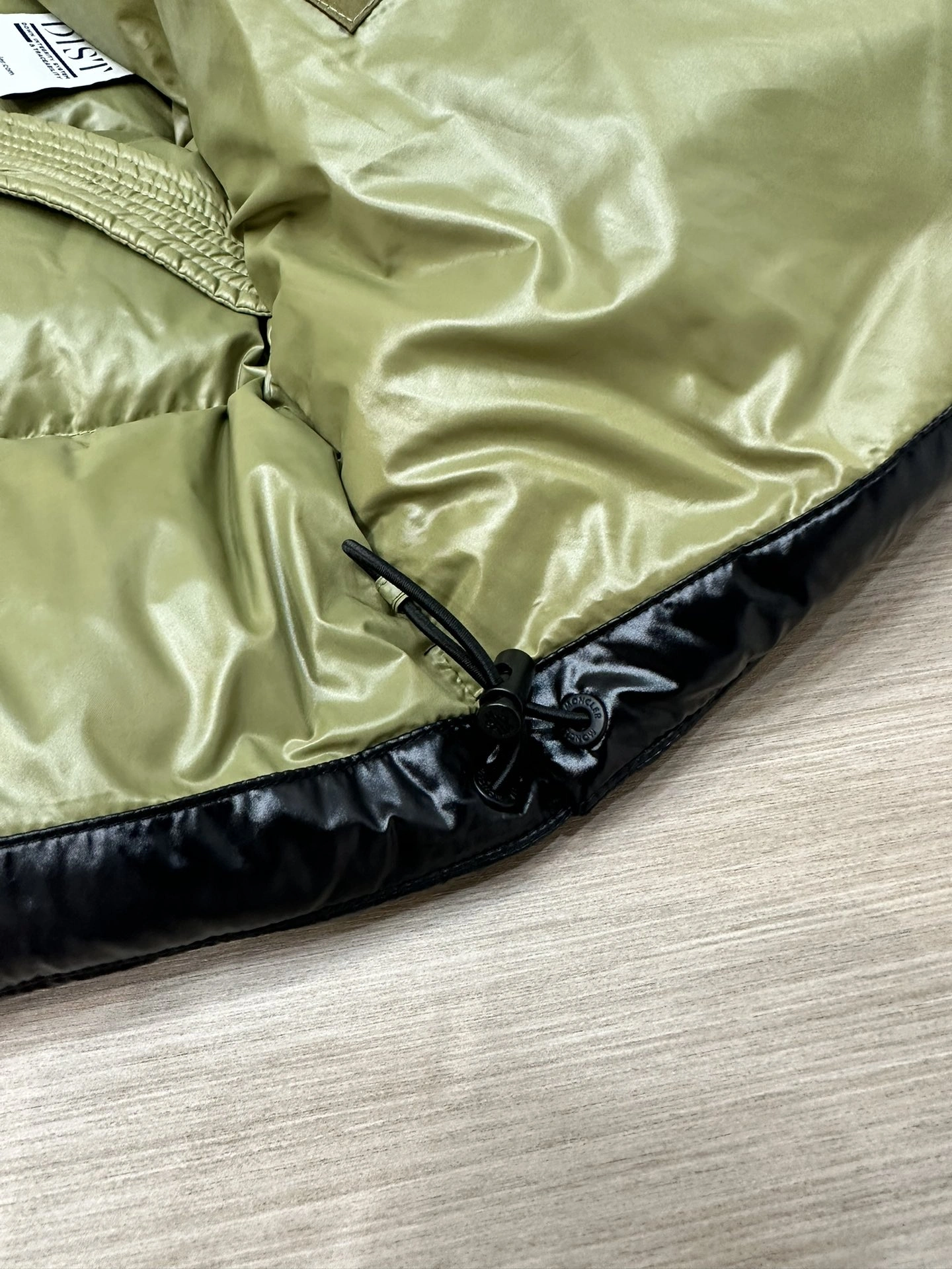 Seasonal Moncler Down Jackets 145561