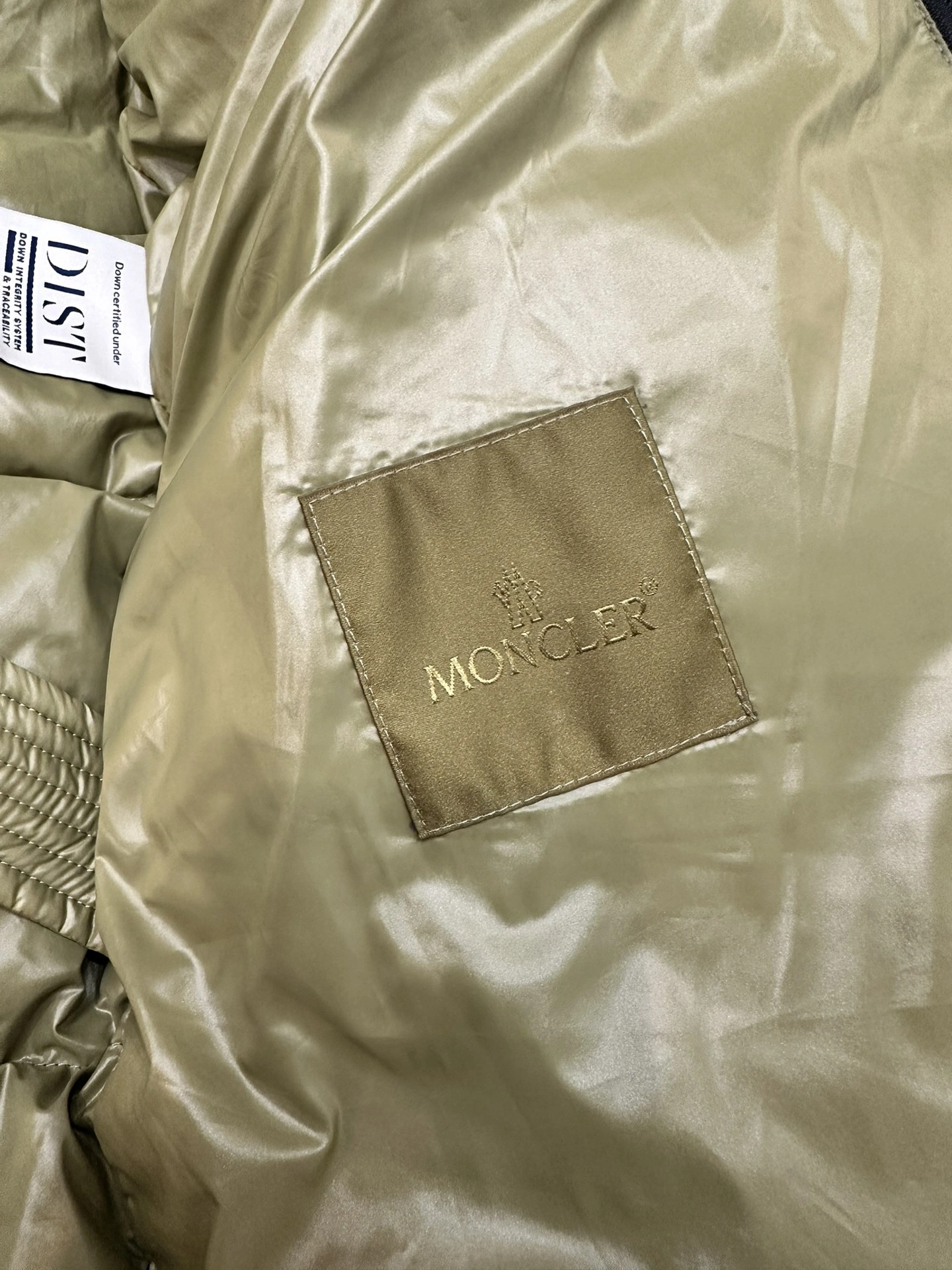 Seasonal Moncler Down Jackets 145561