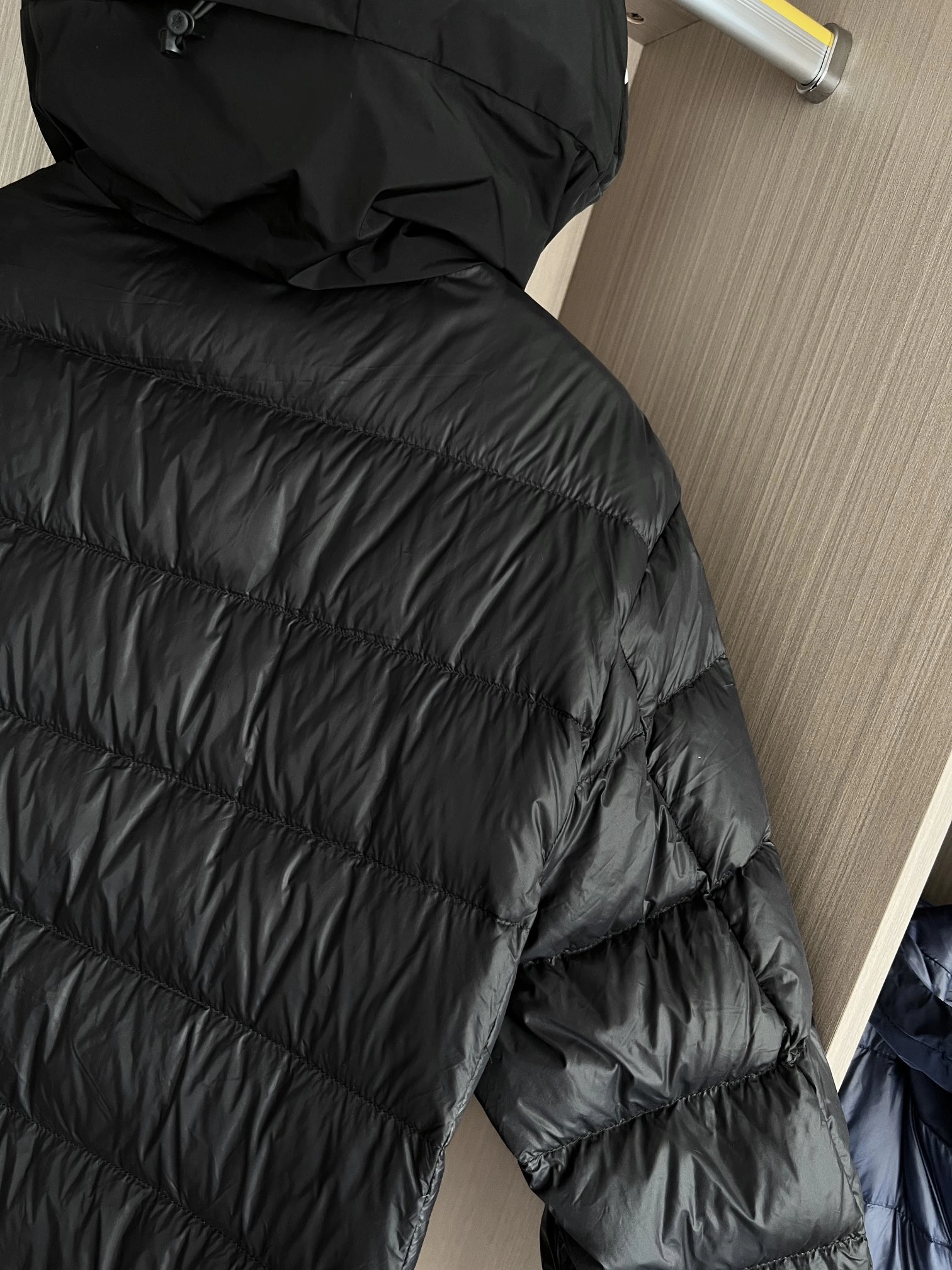 QuickDry Moncler Down Jackets 145560