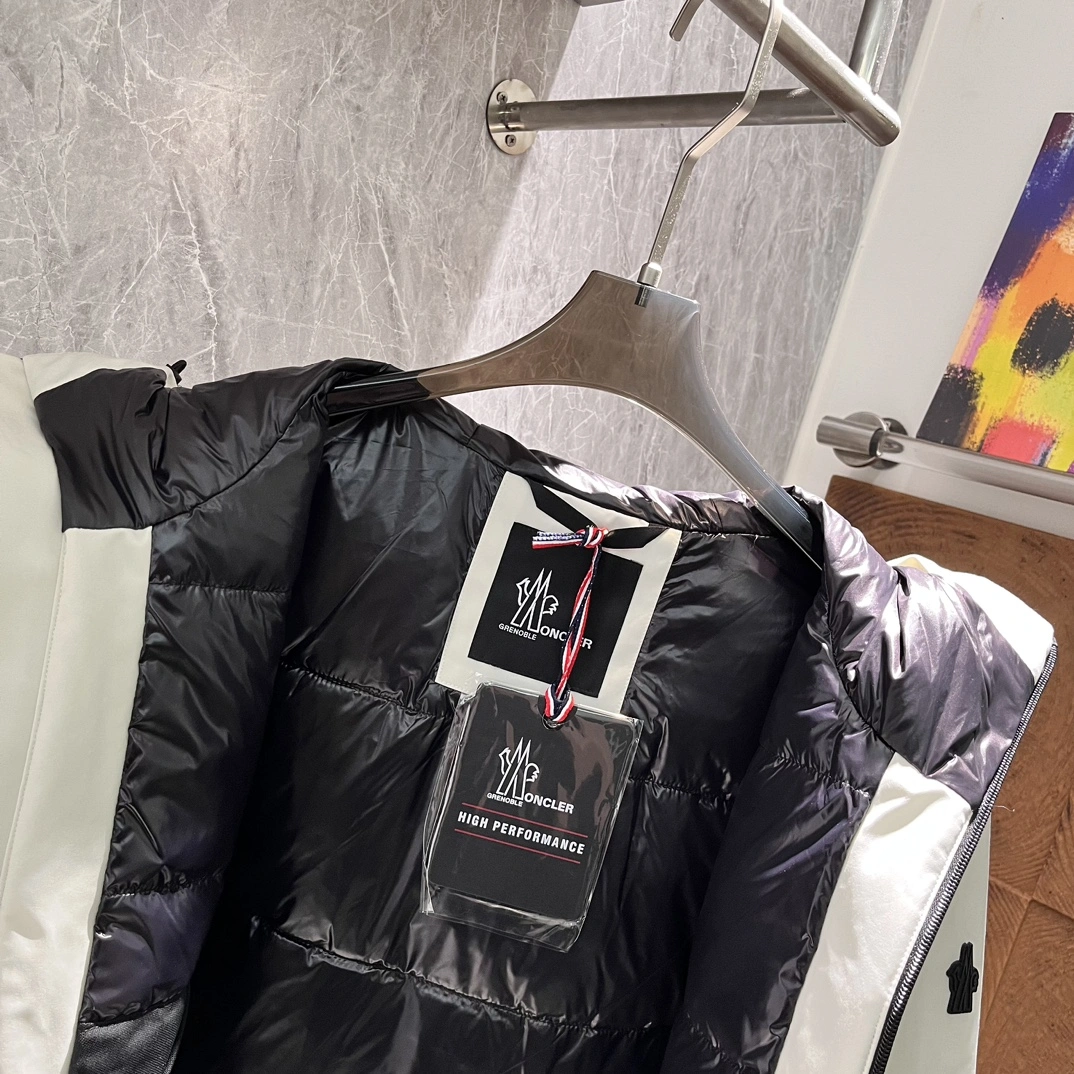 Moncler Down Jackets Stylish 145549