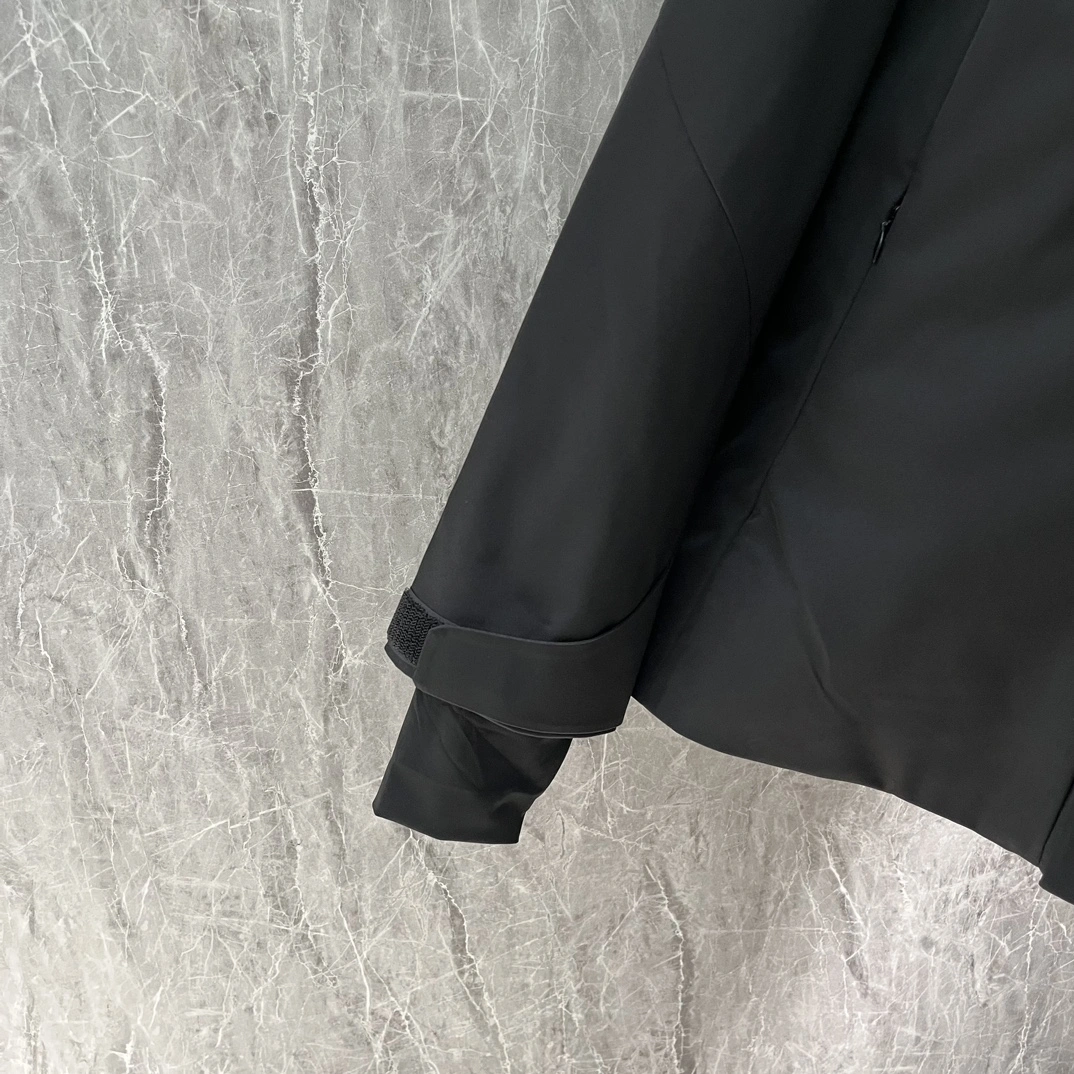 AllSeason Moncler Down Jackets 145551