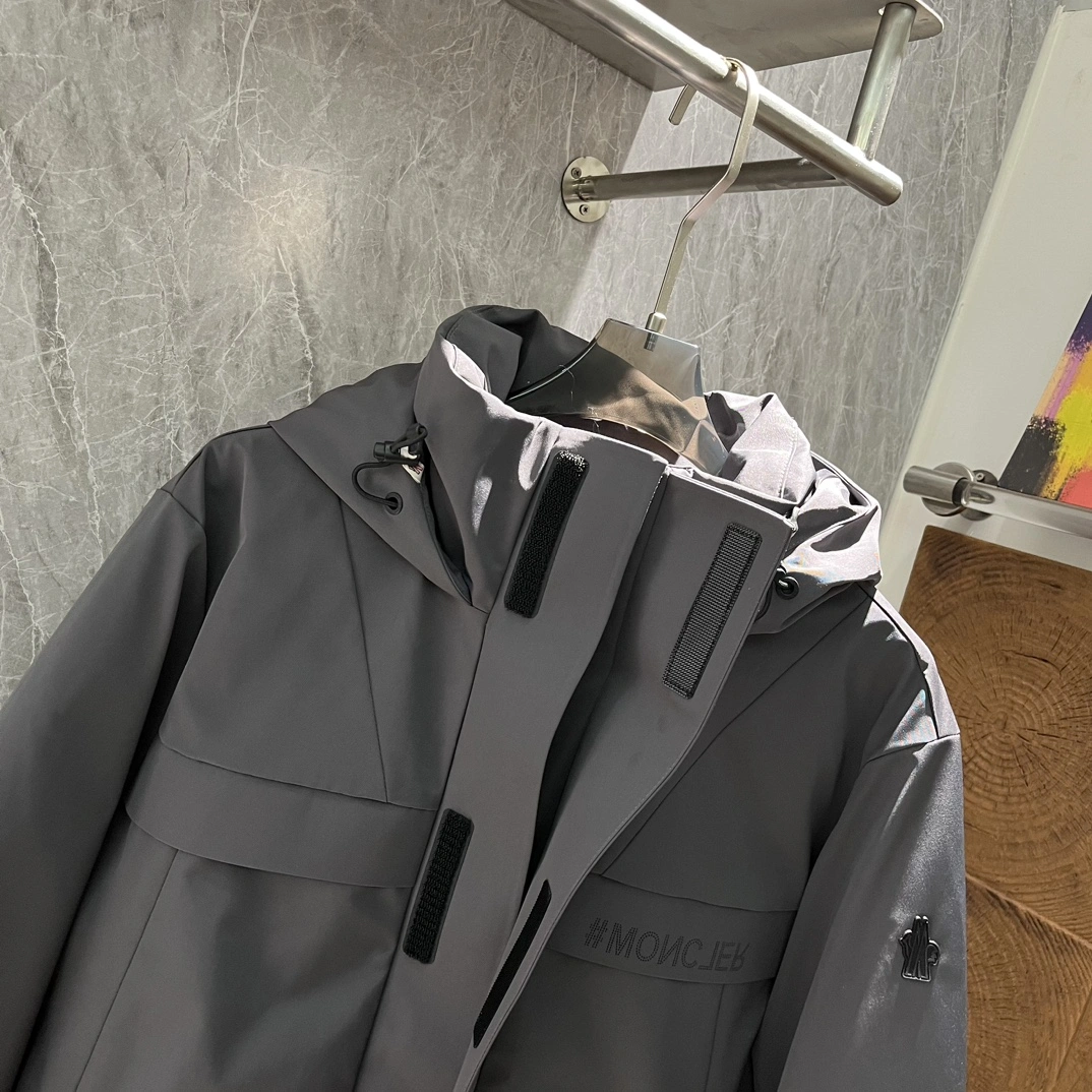 FreshLook Moncler Down Jackets 145542