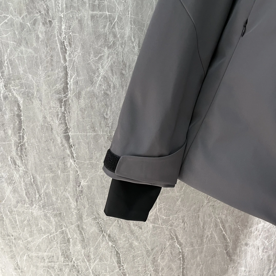 FreshLook Moncler Down Jackets 145542