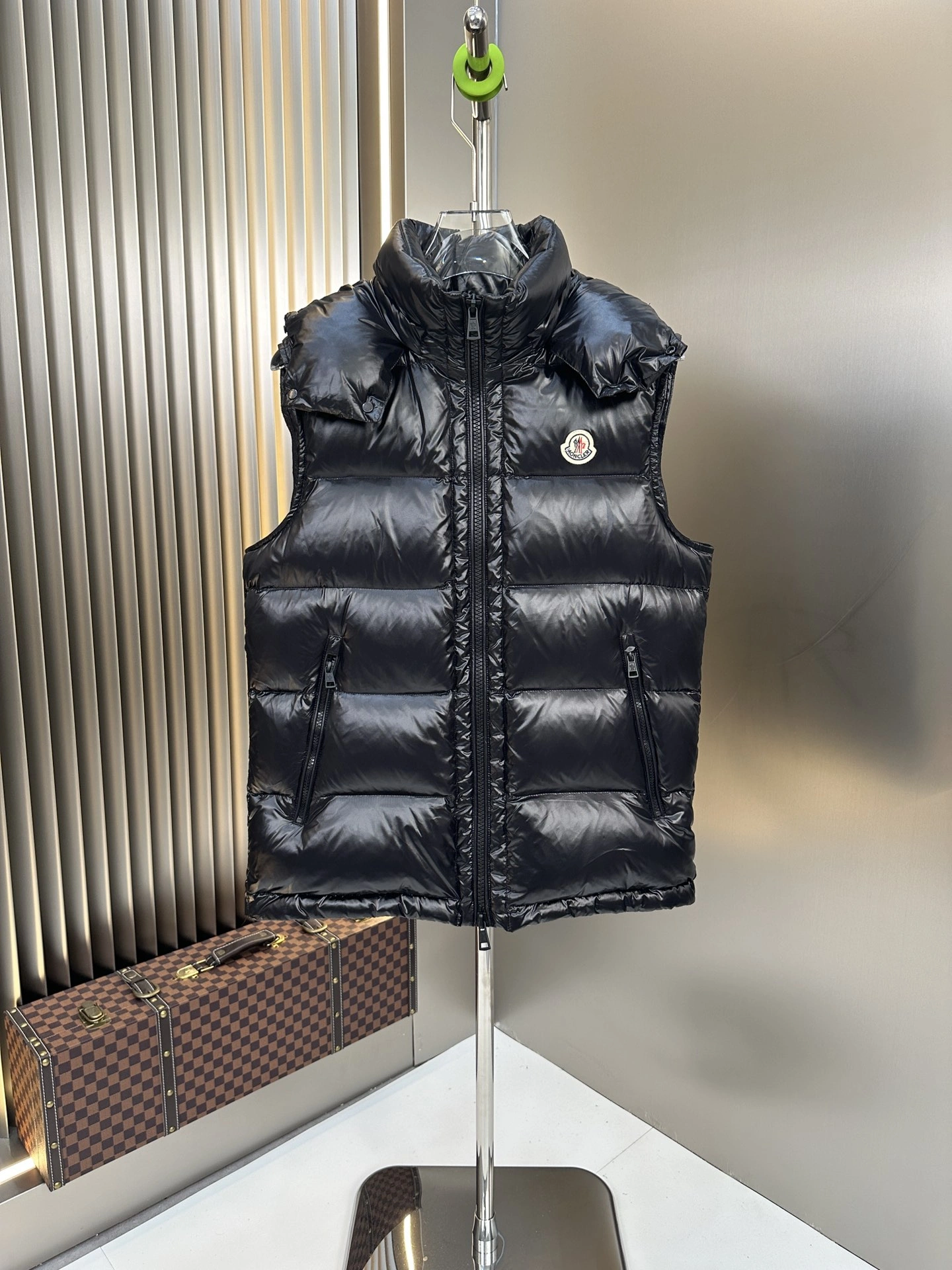 Moncler Down Jackets DailyWear 145544