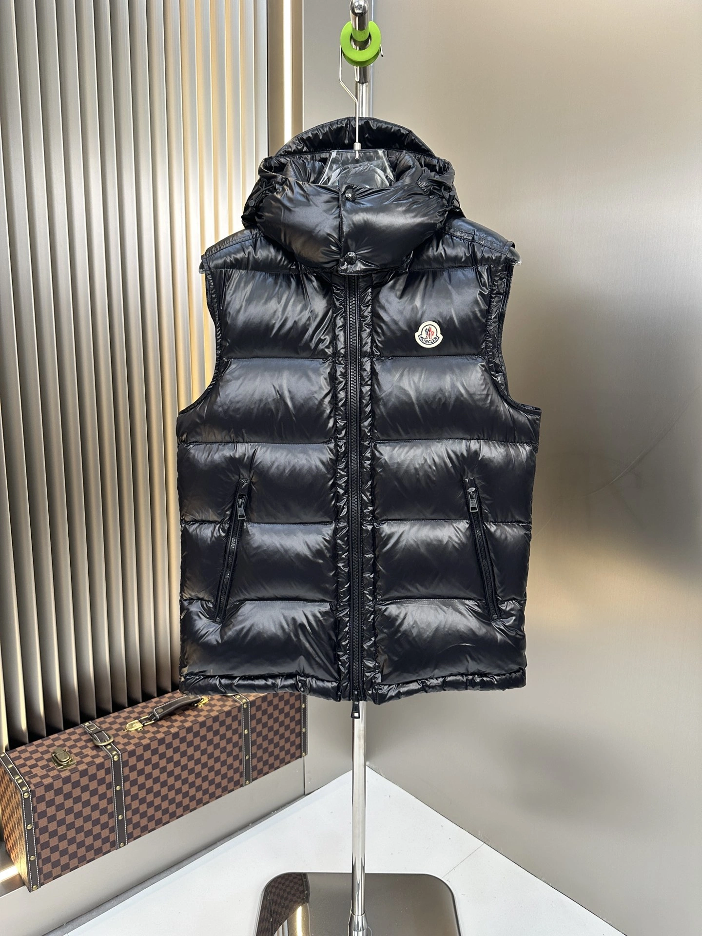 Moncler Down Jackets DailyWear 145544